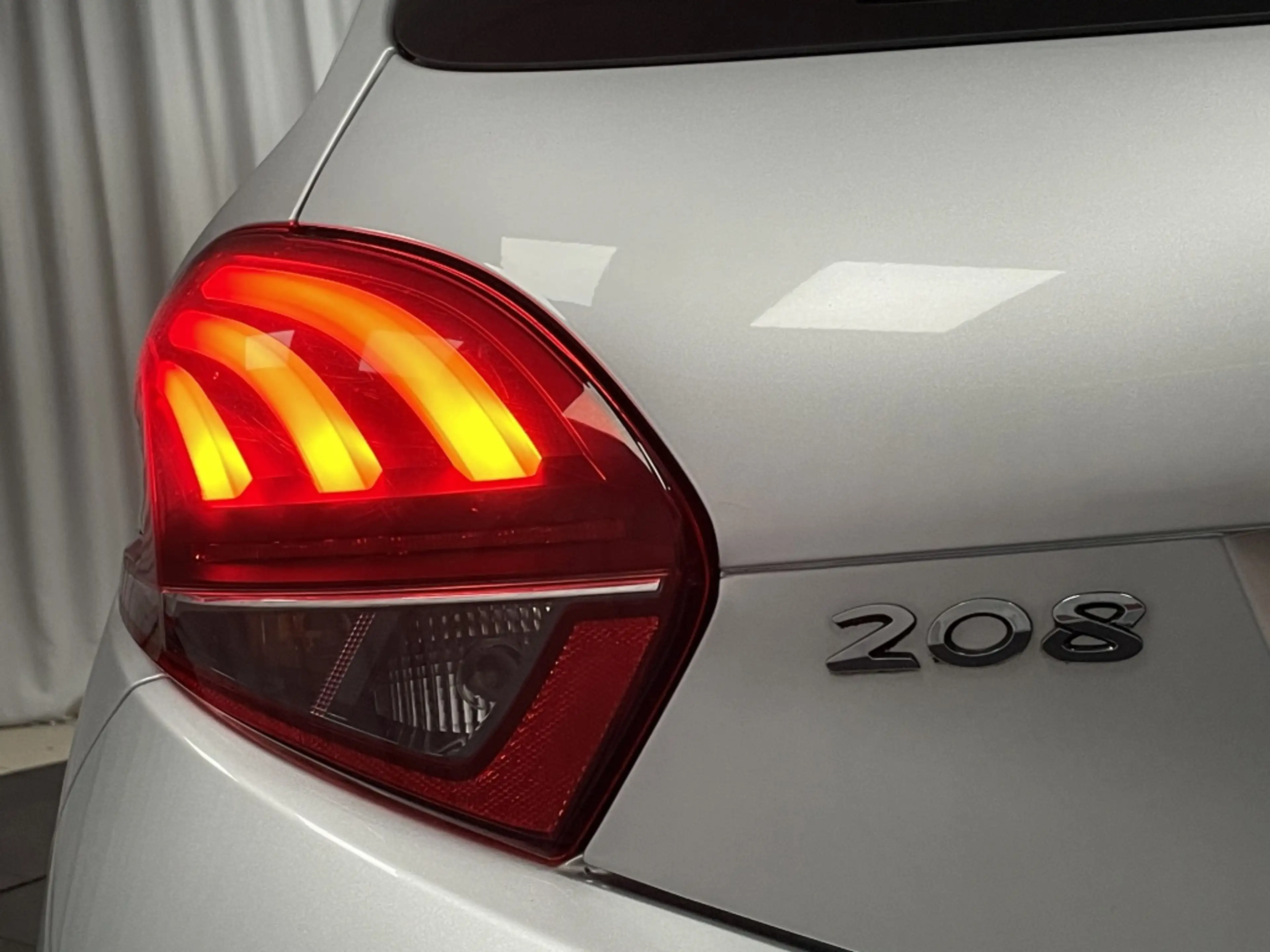 Peugeot 208 Blue Lion 82pk Airco | Cruise | 1.2 VTI 60KW/82PK — photo 13