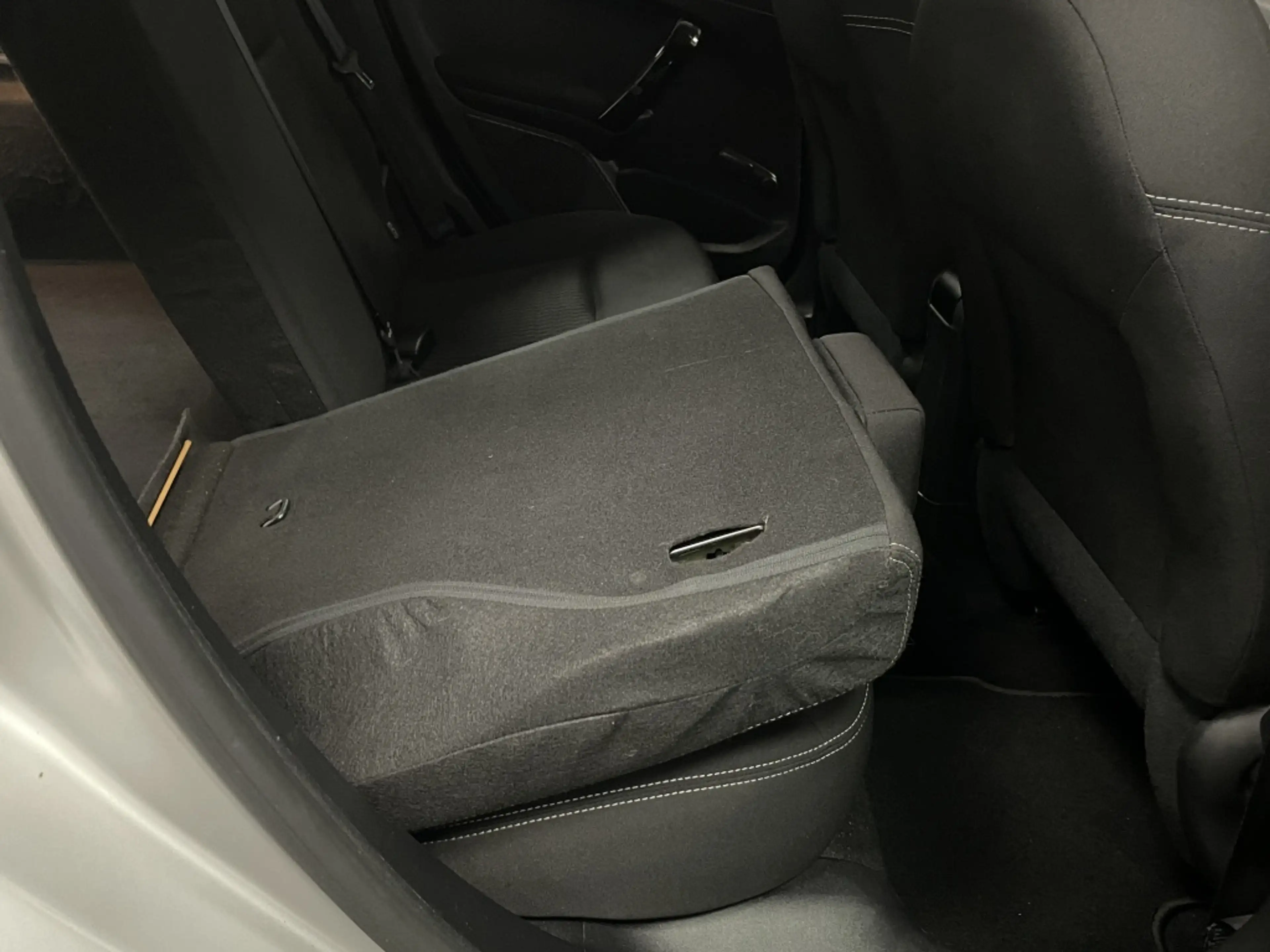 Peugeot 208 Blue Lion 82pk Airco | Cruise | 1.2 VTI 60KW/82PK — photo 16