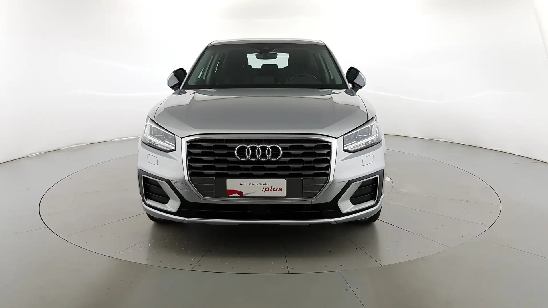 Audi Q2 30 1.6 tdi Admired s-tronic my20 Argento - 2