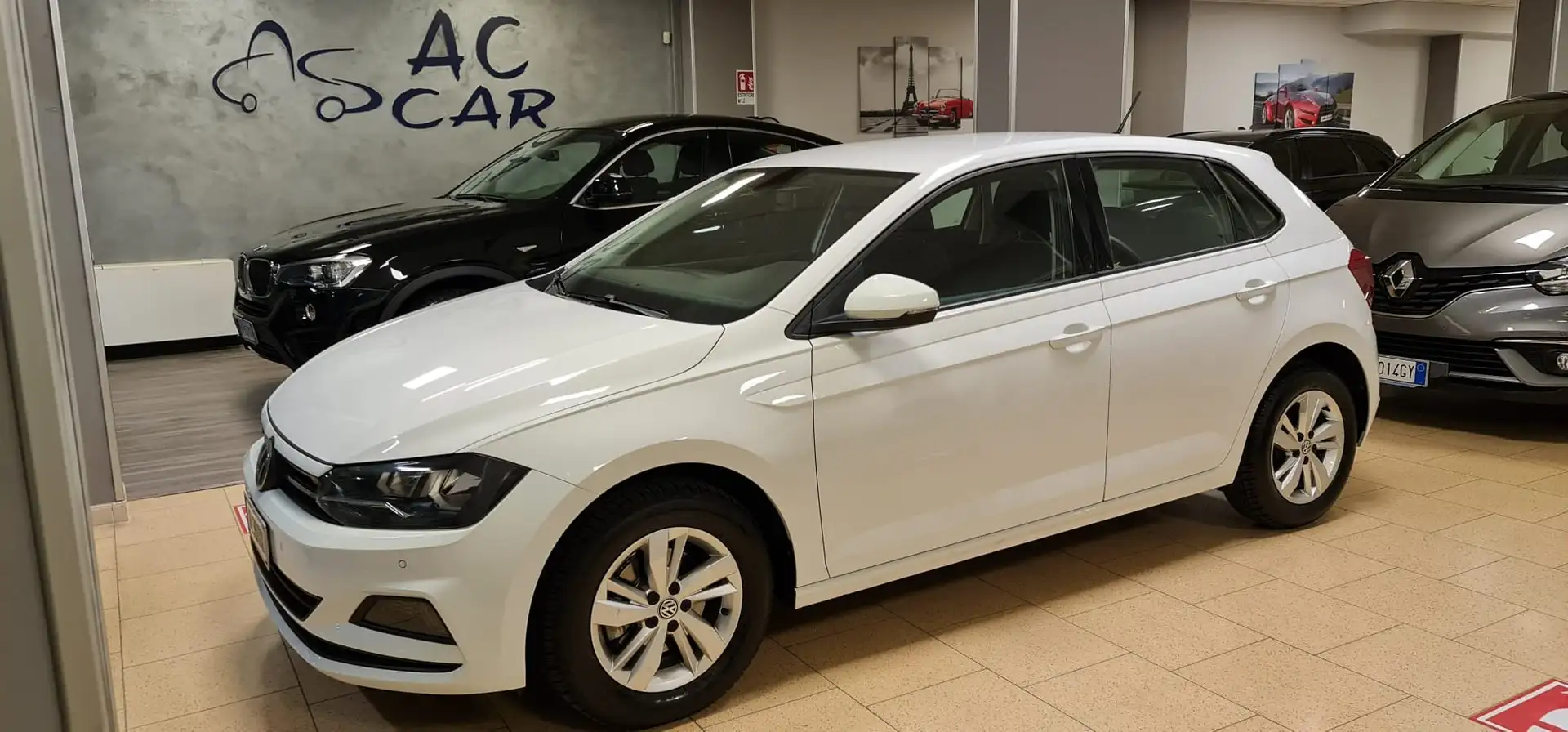 Volkswagen Polo Polo 5p 1.6 tdi Comfortline 95cv Bianco - 1