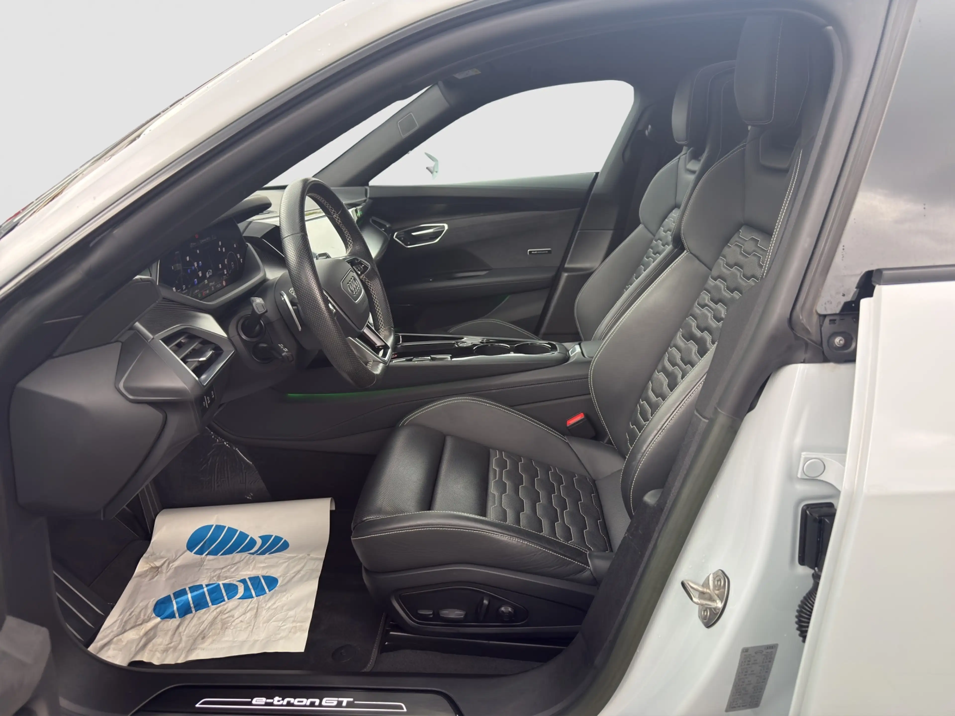 Audi e-tron GT exclusive quattro HEAD-UP;MATRIX;ACC — photo 6