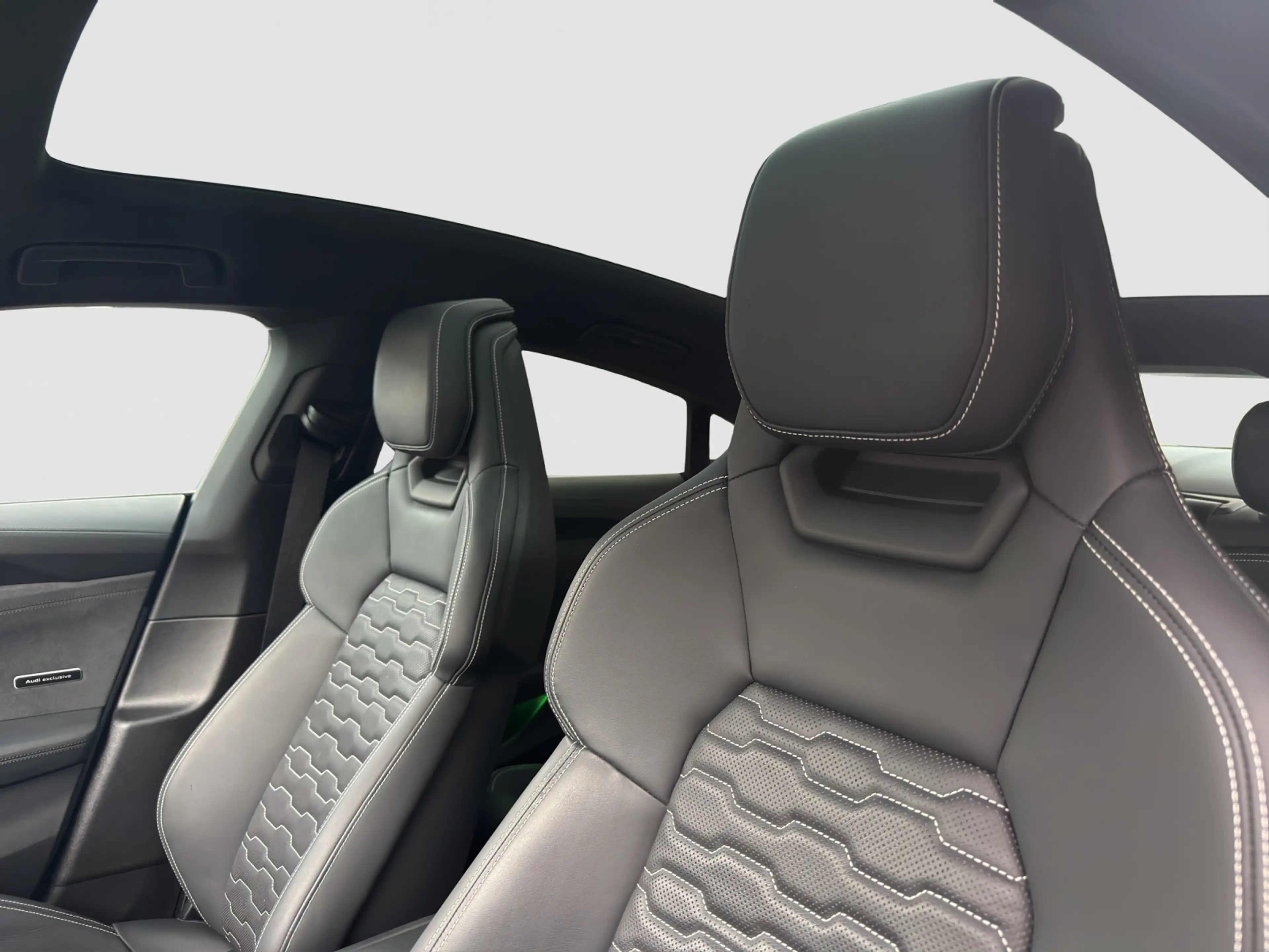 Audi e-tron GT exclusive quattro HEAD-UP;MATRIX;ACC — photo 15