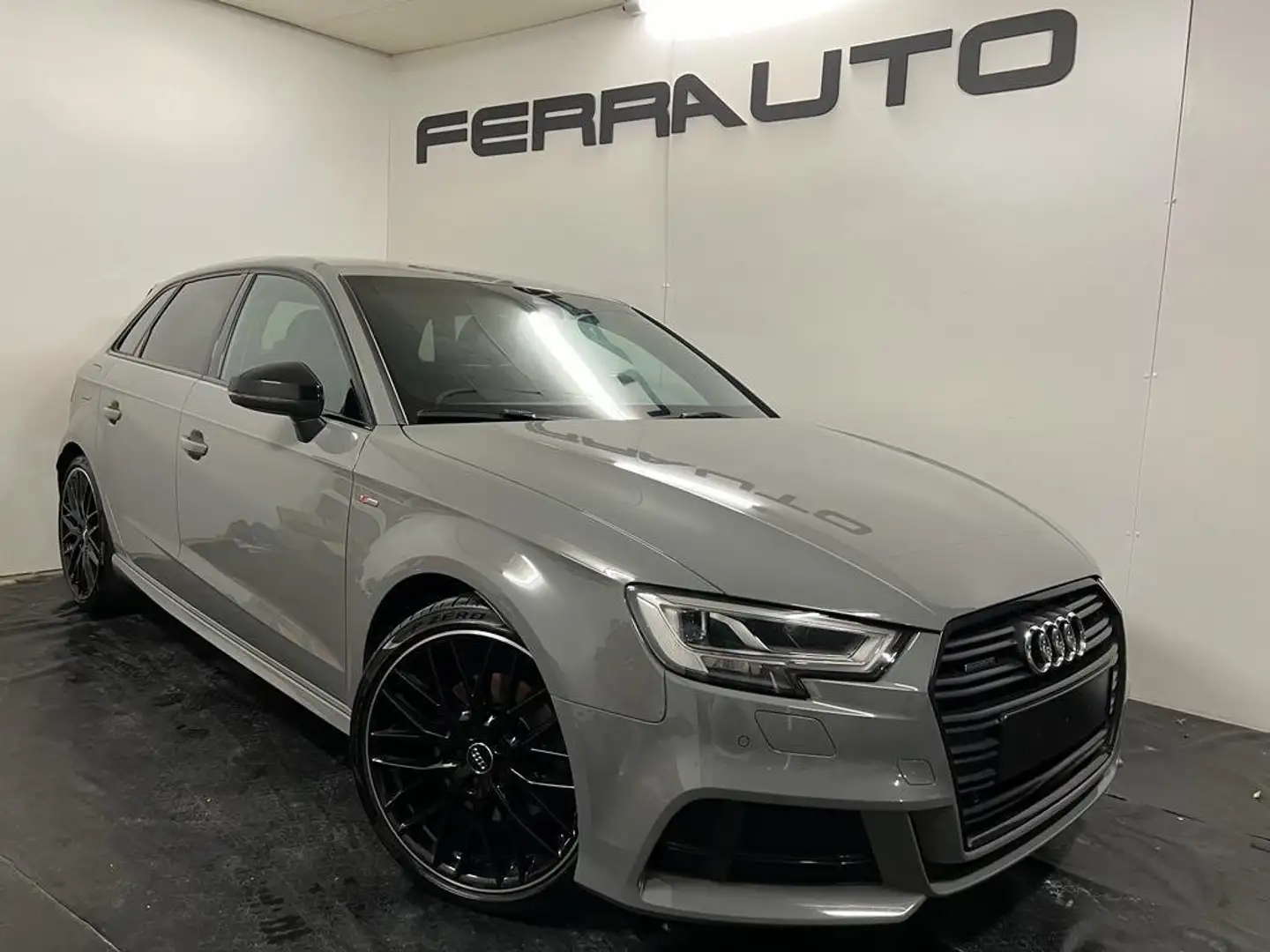 Audi A3 Sportback 40 2.0 tfsi Quattro 190cv Competition SL Grigio - 1