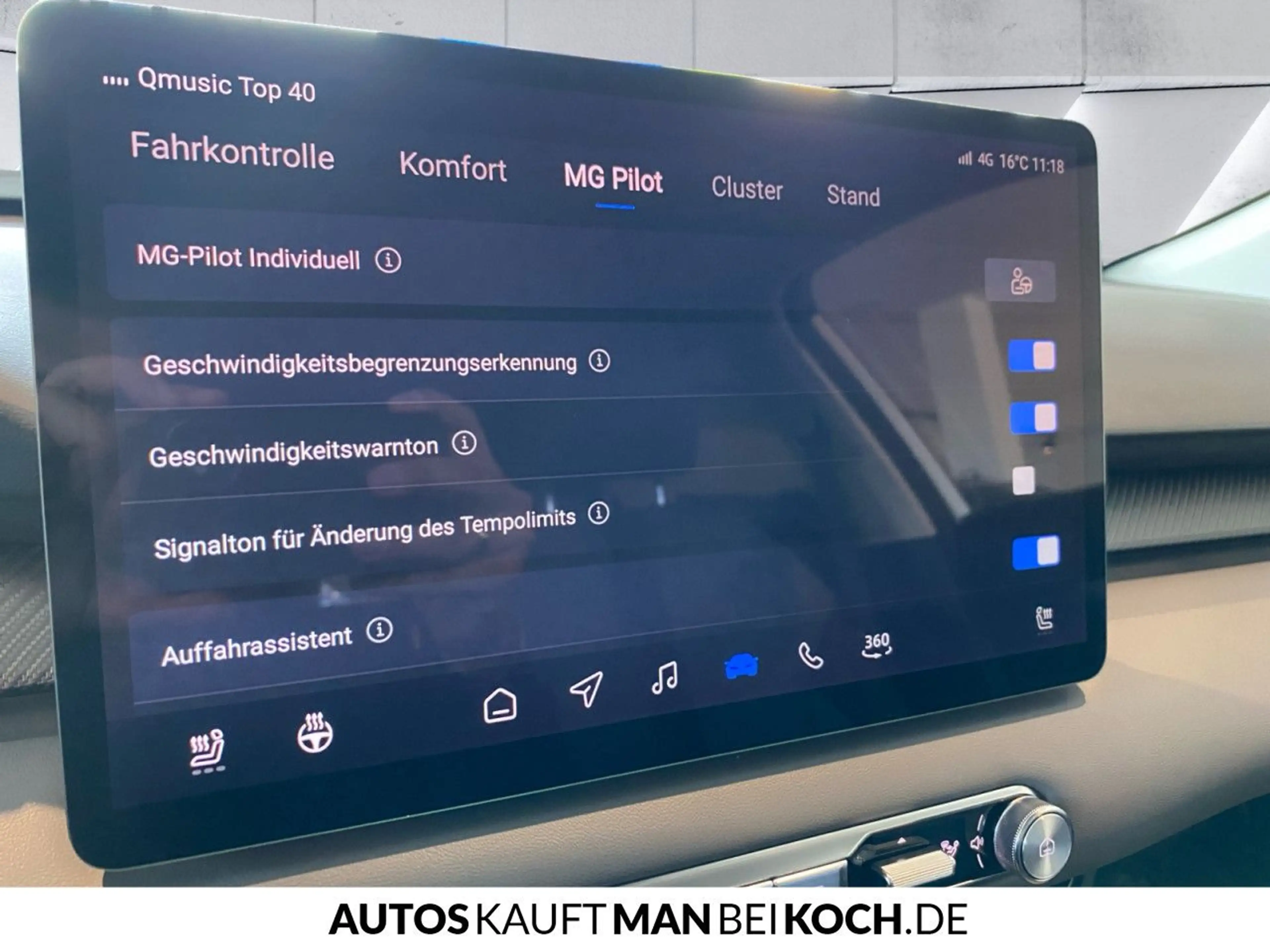 MG MG4 LUX Premium 64kWh MY26 ACC, Shz. Lenkrhz 360 — photo 14