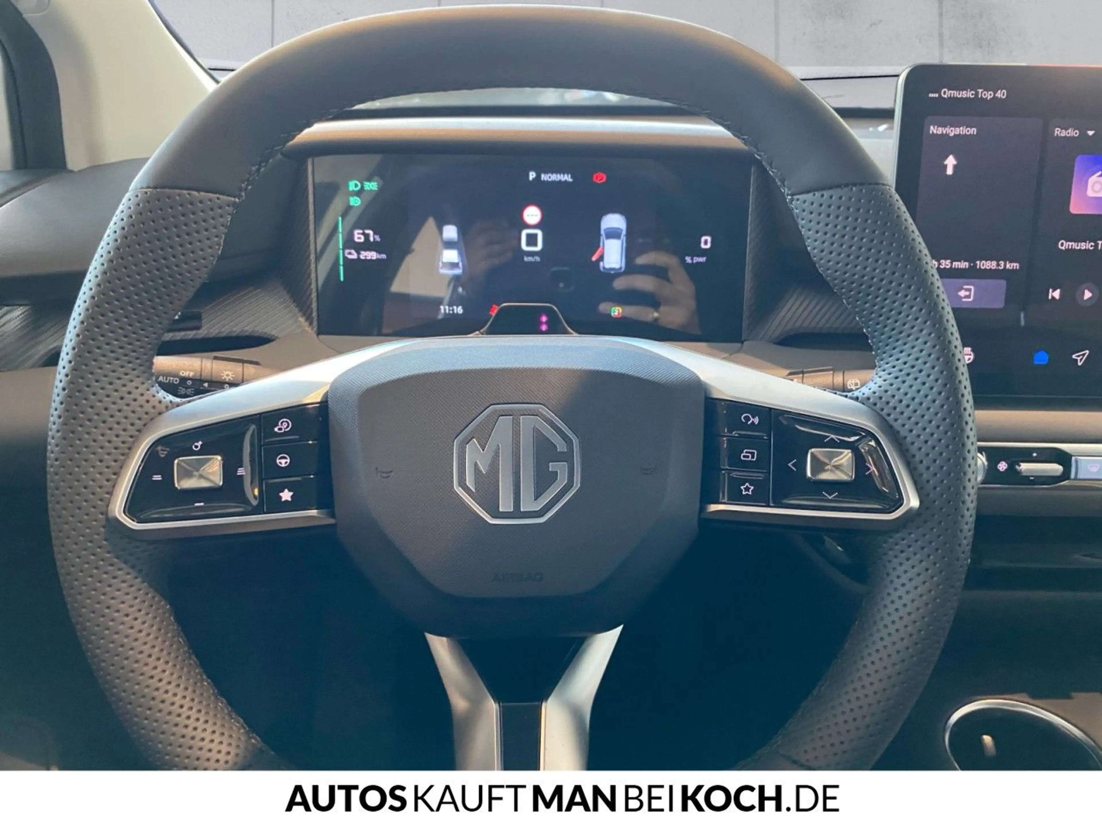 MG MG4 LUX Premium 64kWh MY26 ACC, Shz. Lenkrhz 360 — photo 7