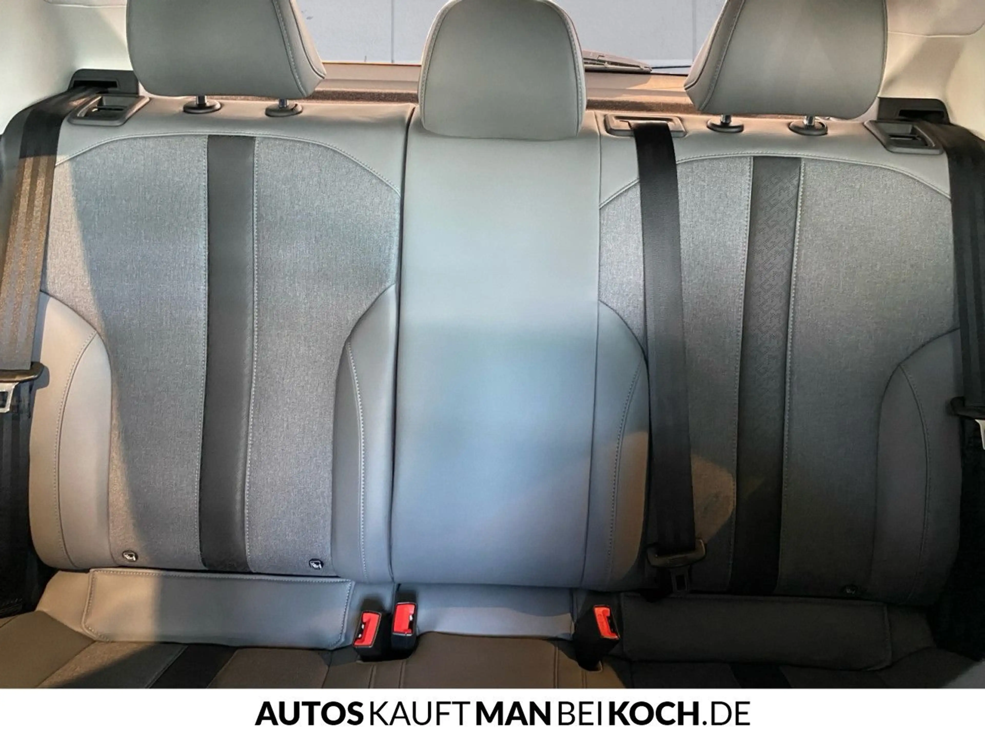 MG MG4 LUX Premium 64kWh MY26 ACC, Shz. Lenkrhz 360 — photo 5