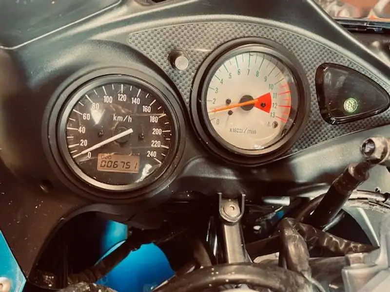 Suzuki SV 650 - foto 3