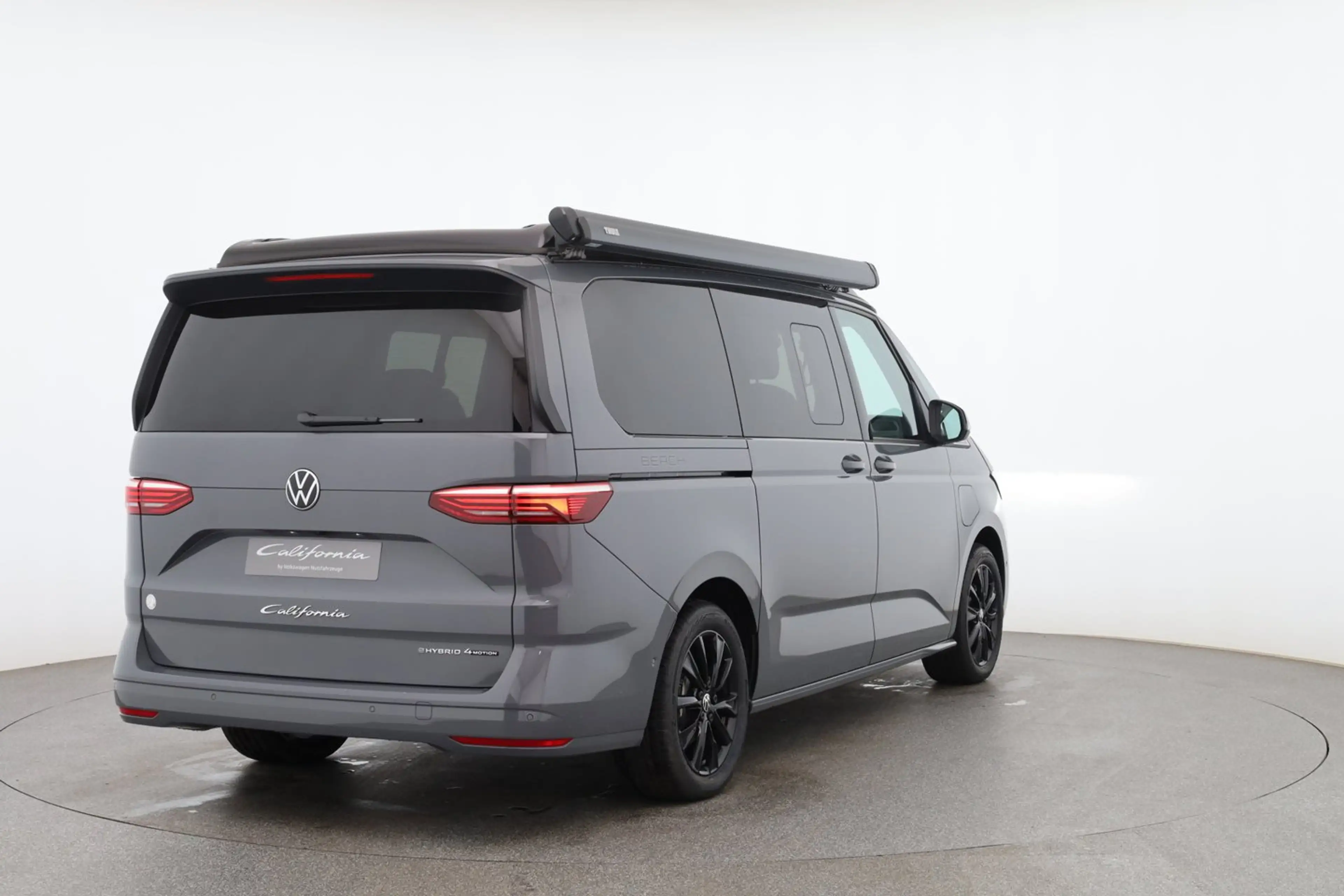 Volkswagen T7 California VW T7 California Beach Camper eHyb. 180 kW 4M — photo 5