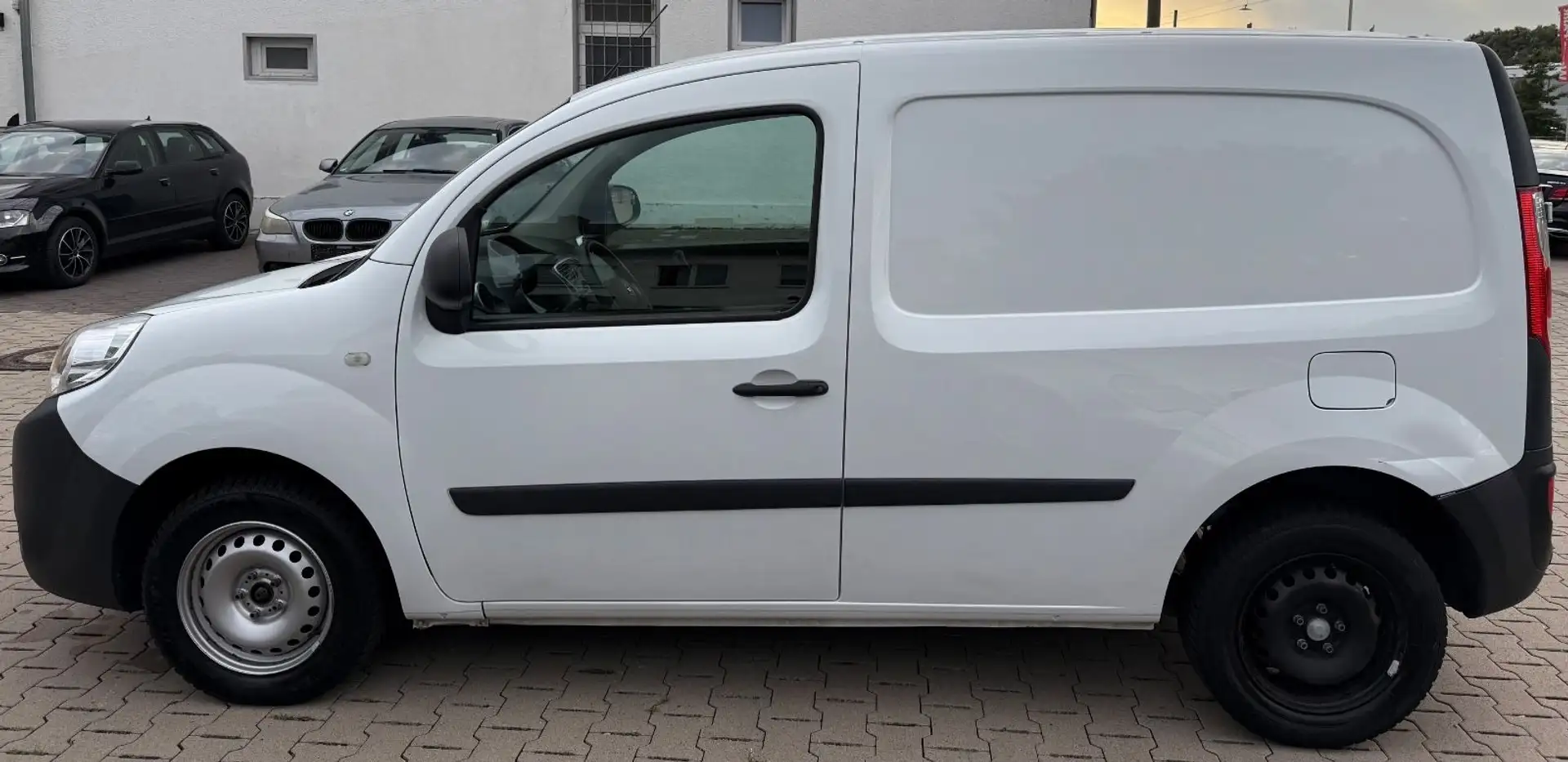 Nissan NV250 Kastenwagen L1H1 2,0t Comfort Weiß - 2