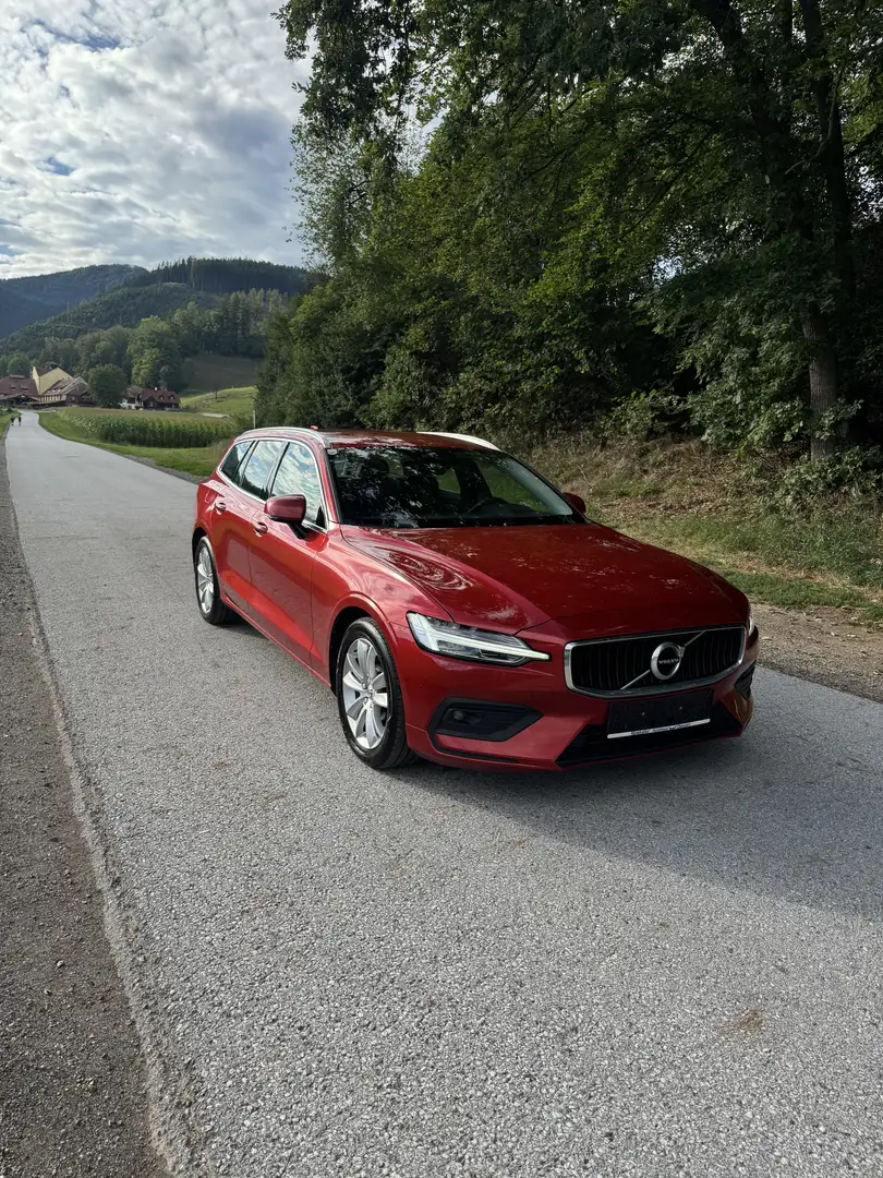 Volvo V60 D3 Momentum Pro - 1