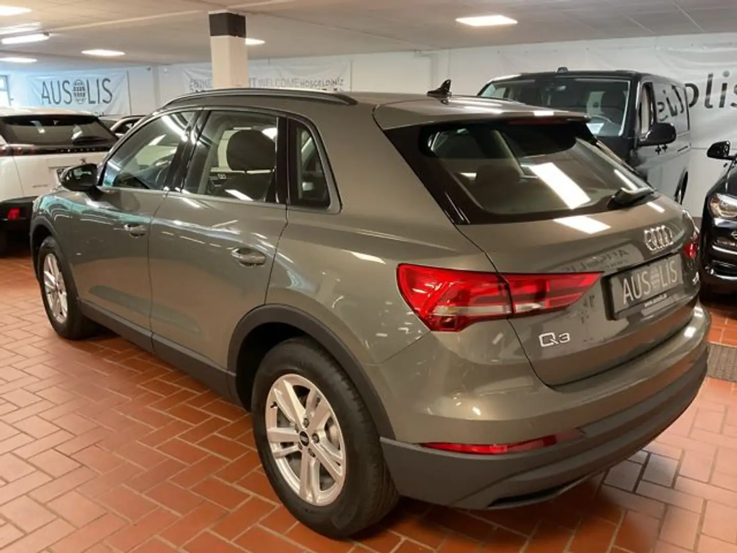 Audi Q3 35 TFSI Virtual Cockpit,LED,Navi Gris - 2