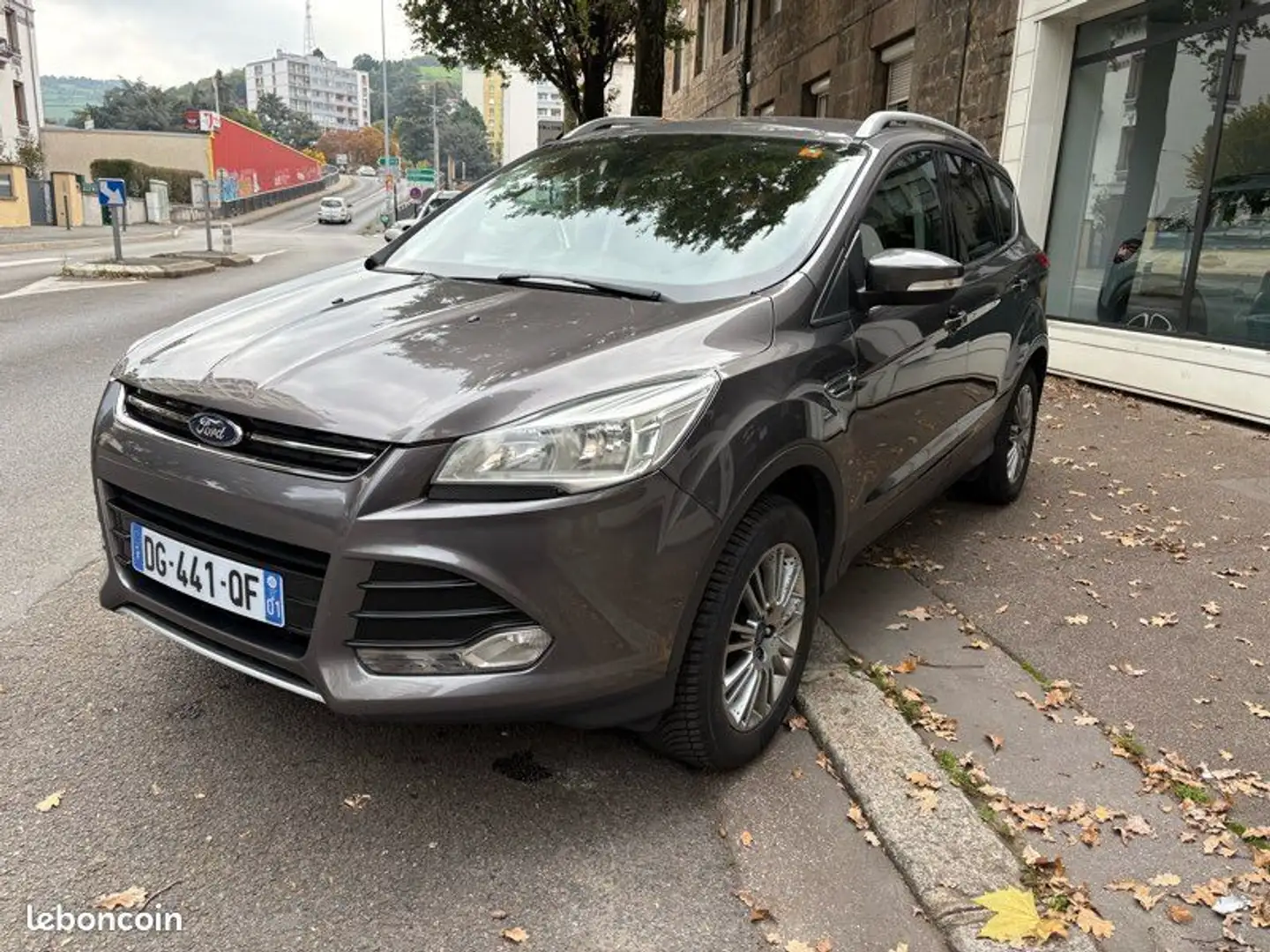 Ford Kuga Platinium 2.0 TDCi 140 cv Gris - 2