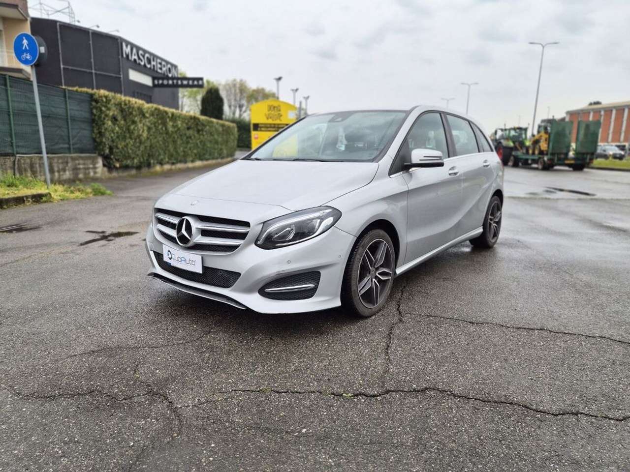 Mercedes-Benz B 180 180 d Premium Next auto