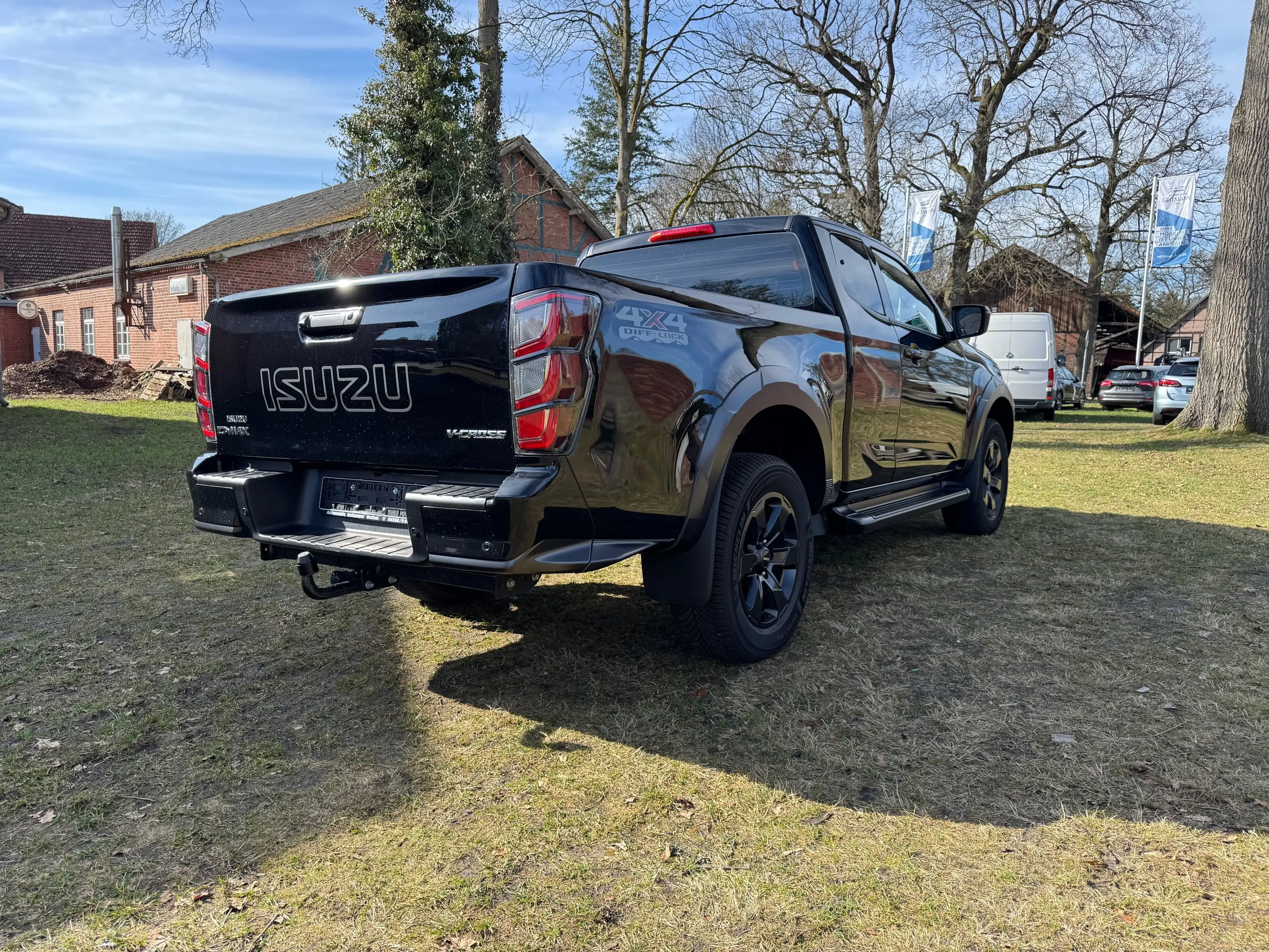 Isuzu D-Max 1.9l Space Cab 4x4 V-CROSS A/T — photo 4