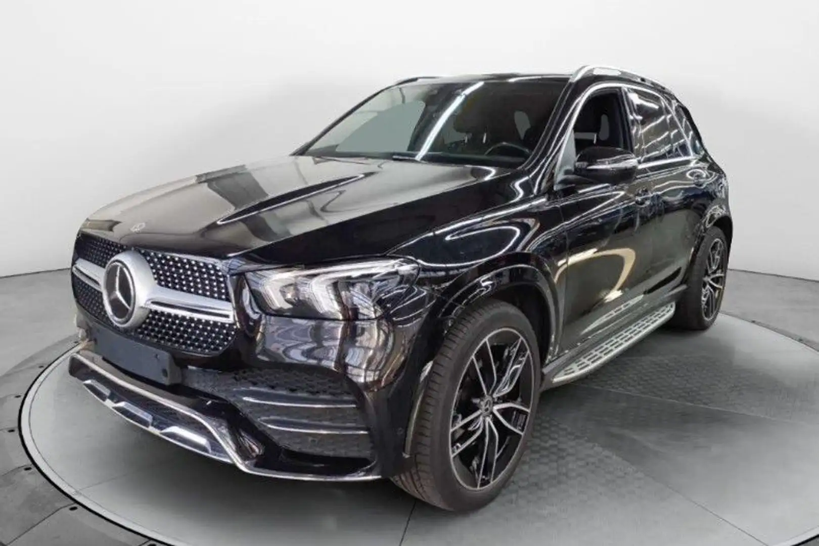 Mercedes-Benz GLE 400 d 4M AMG-LINE*AIRM*BURME*PANO*AHK*ACC*22Z Negru - 1