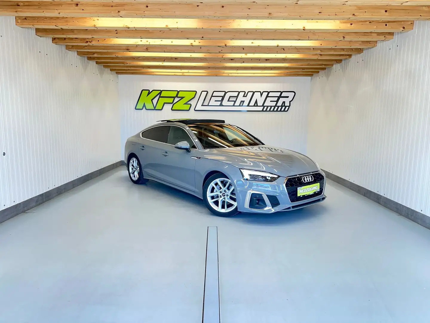 Audi A5 SB 40 TFSI S-tr. "S line" PANO*MATRIX*CARPLAY*R-K Grau - 1