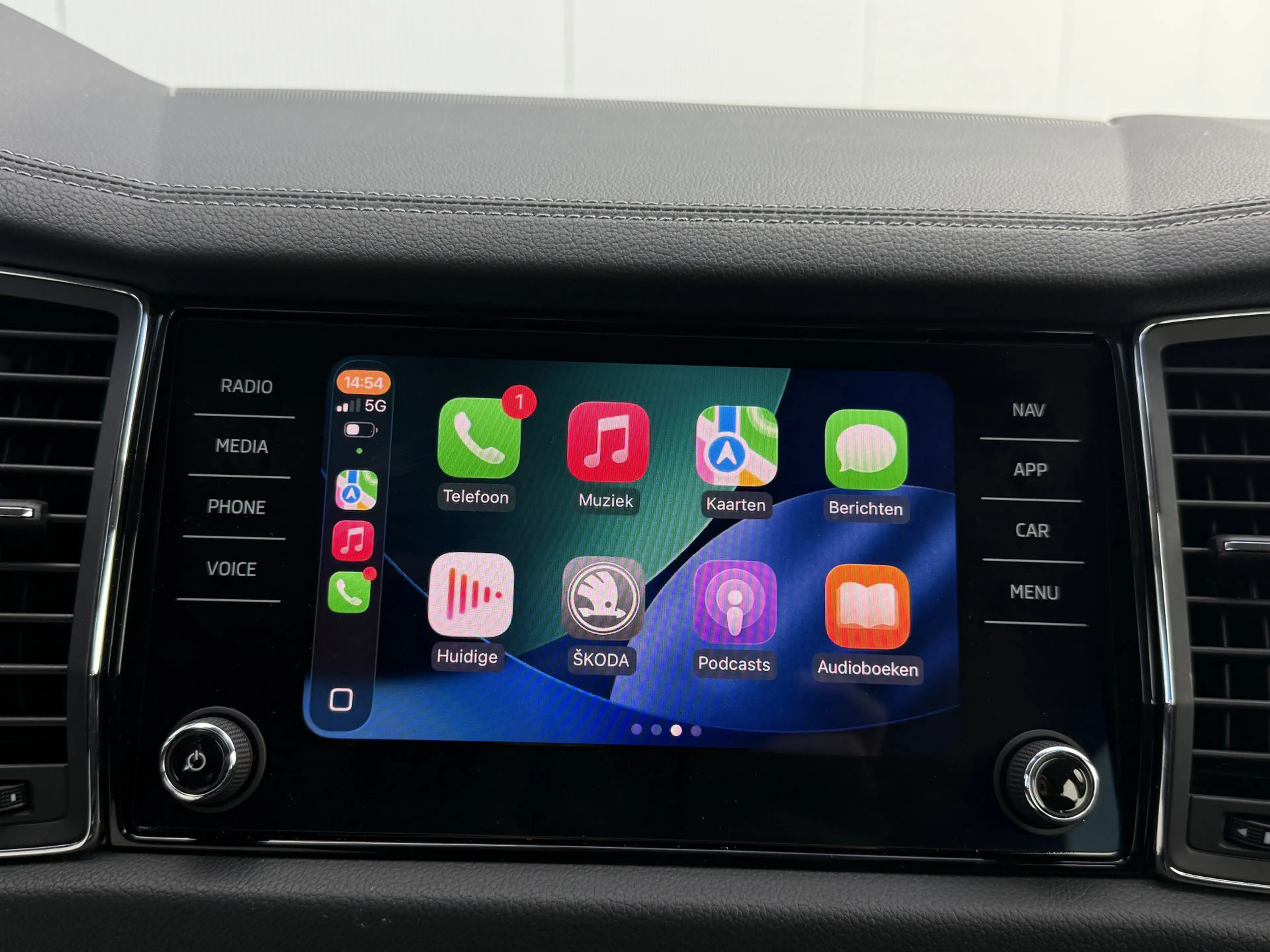 Skoda Kodiaq 1.5 TSI Business Edition Camera/Navi/18inch. — photo 9