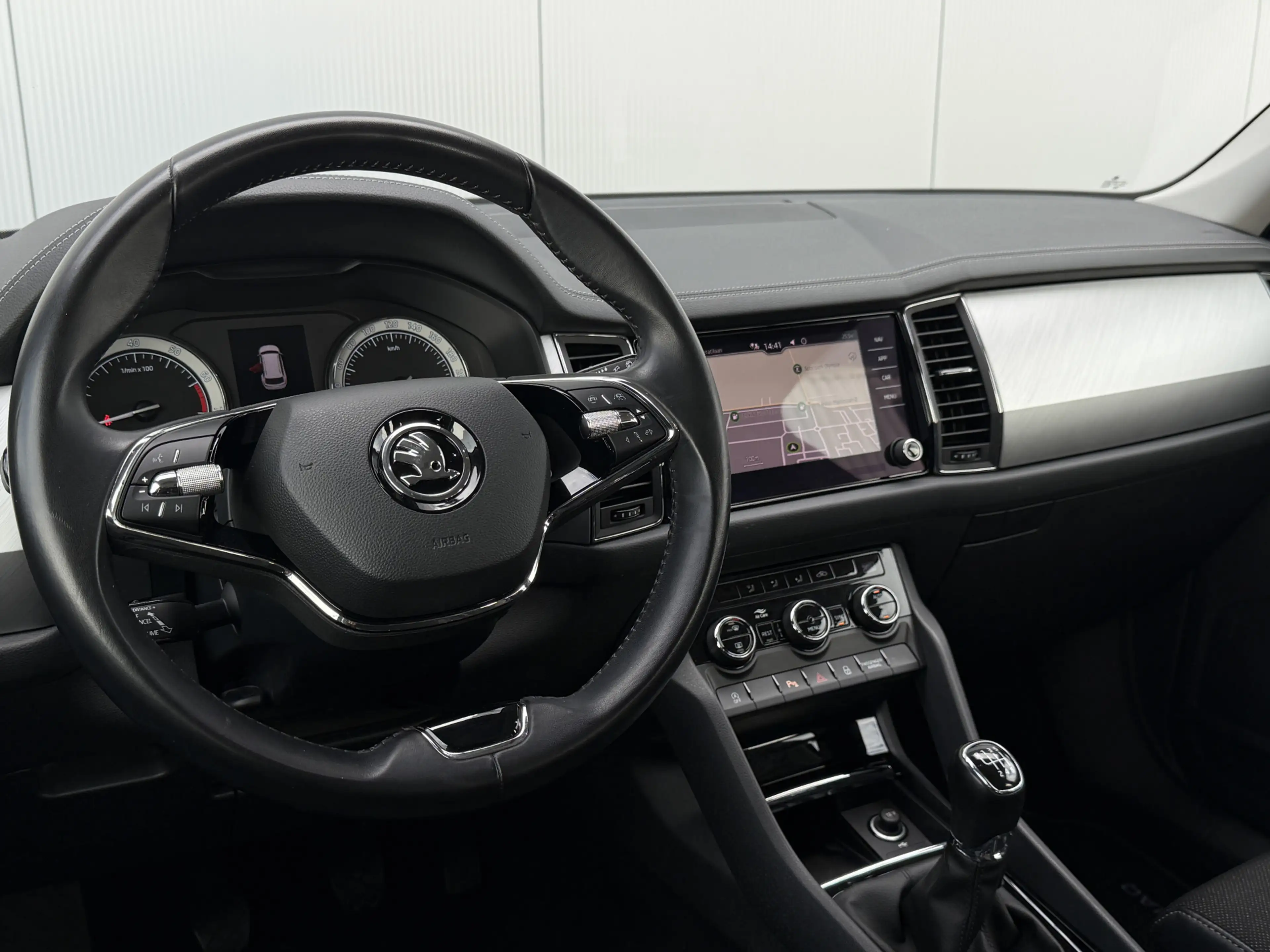 Skoda Kodiaq 1.5 TSI Business Edition Camera/Navi/18inch. — photo 7