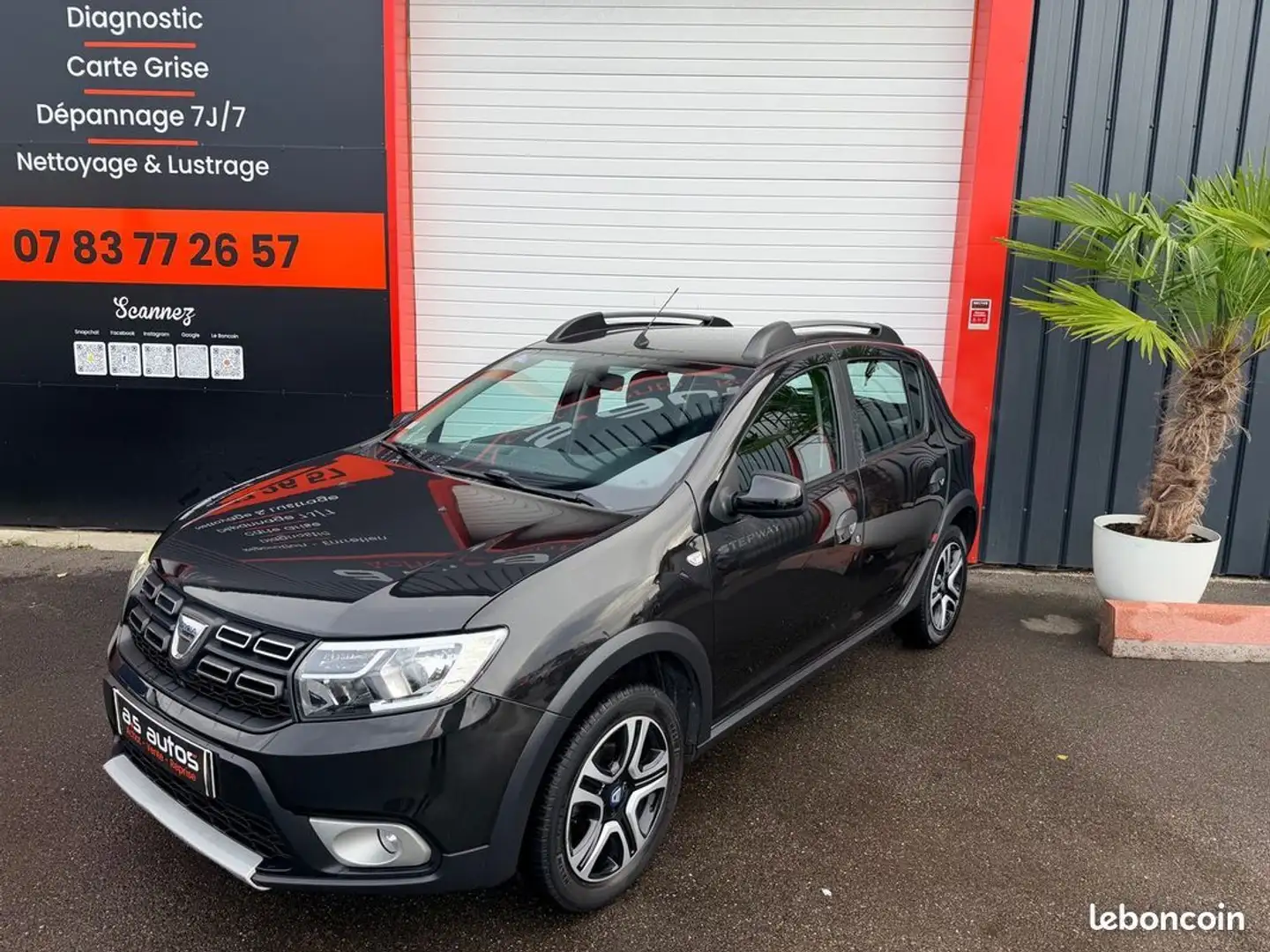 Dacia Sandero Stepway ECO-G phase 2 A.0 12V GPL 100 CV GPS CAMERA RÉGULATEUR ATTELAGE Czarny - 2