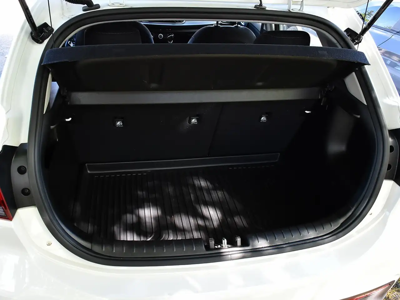 Kia Rio снимка Kia Rio