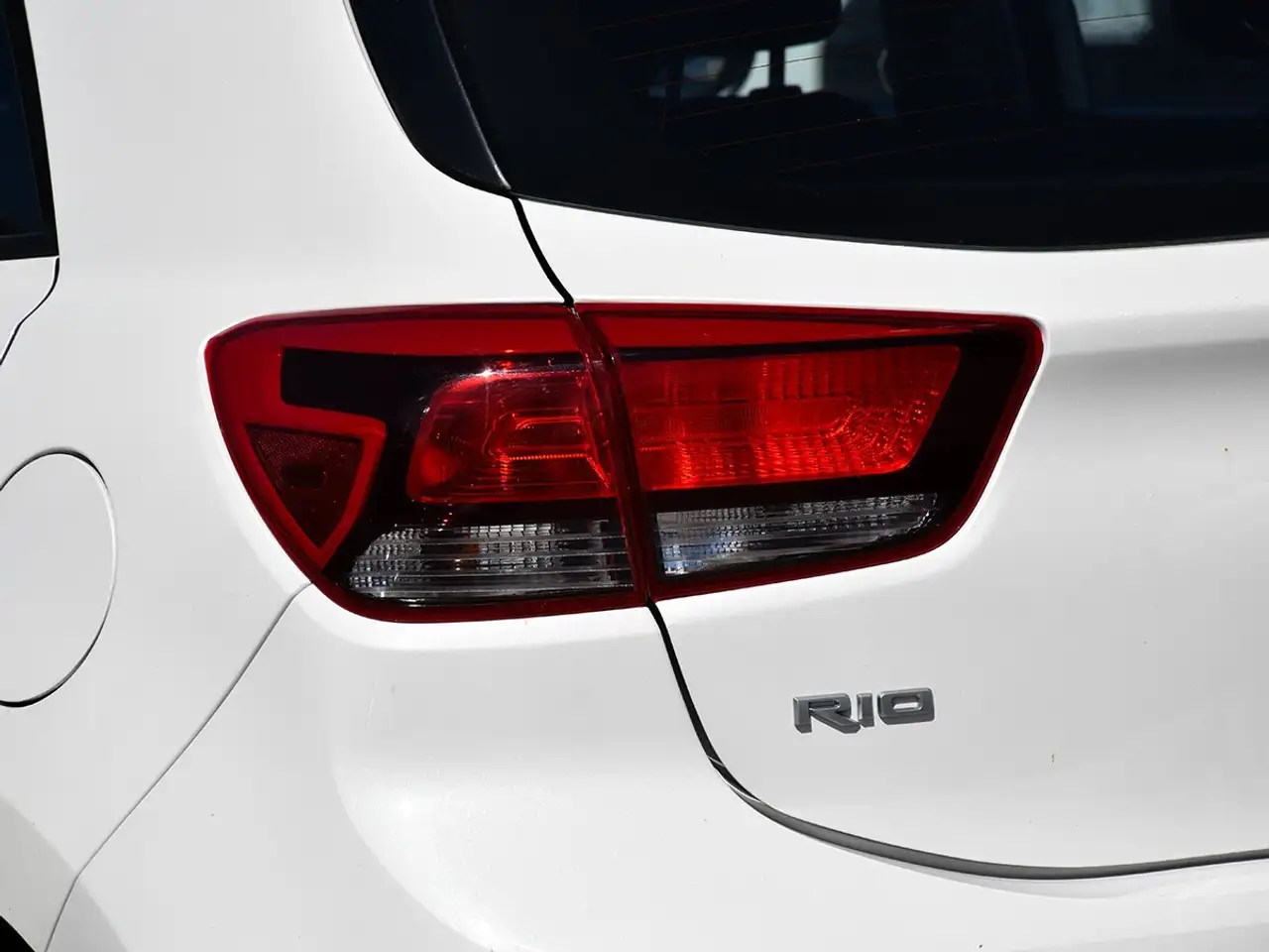 Kia Rio снимка Kia Rio