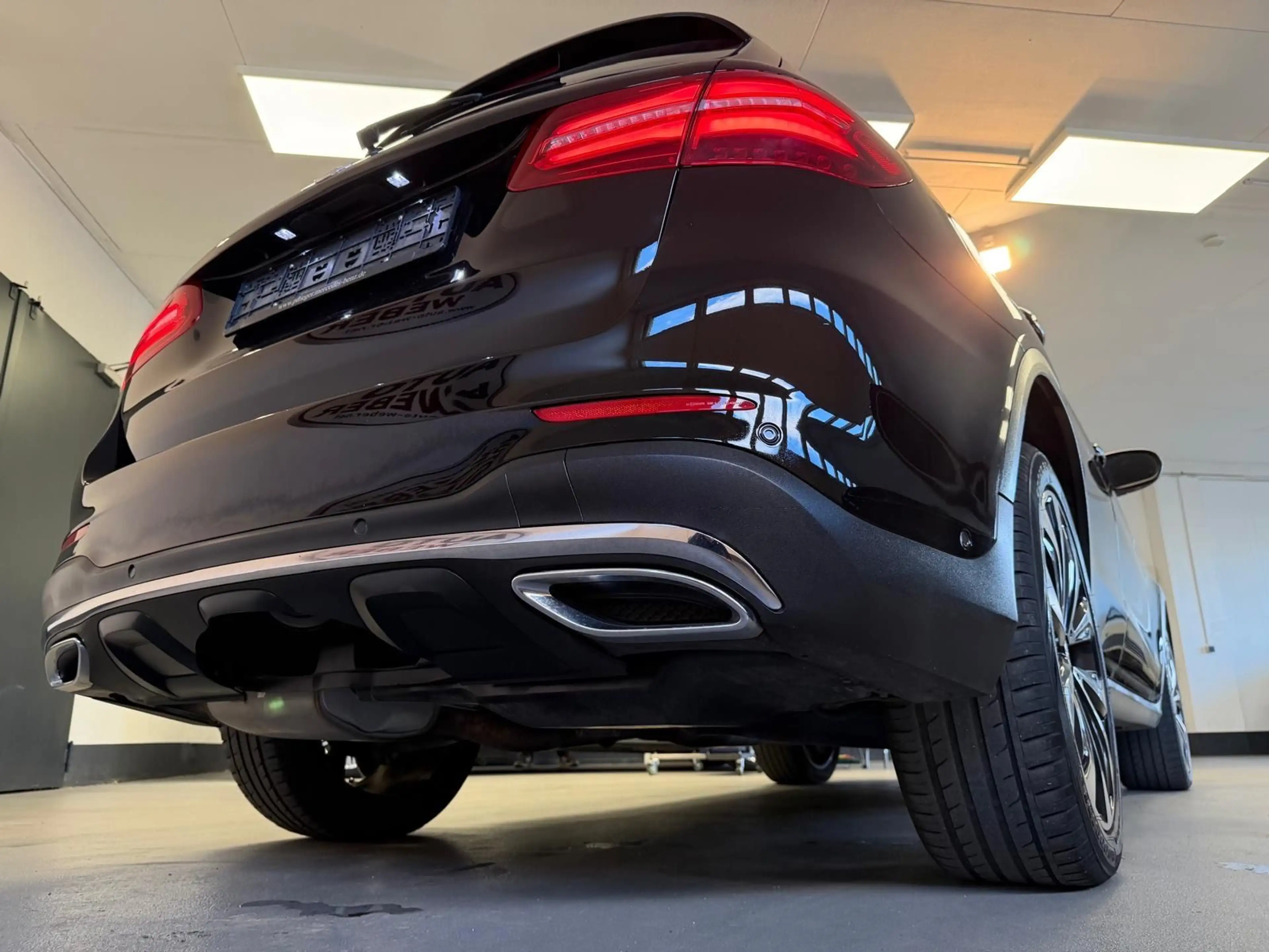 Mercedes-Benz GLC 350 D 4M*AMG-LINE*LEDER*LED*NAVI*CAM*AHK*MEM — photo 6