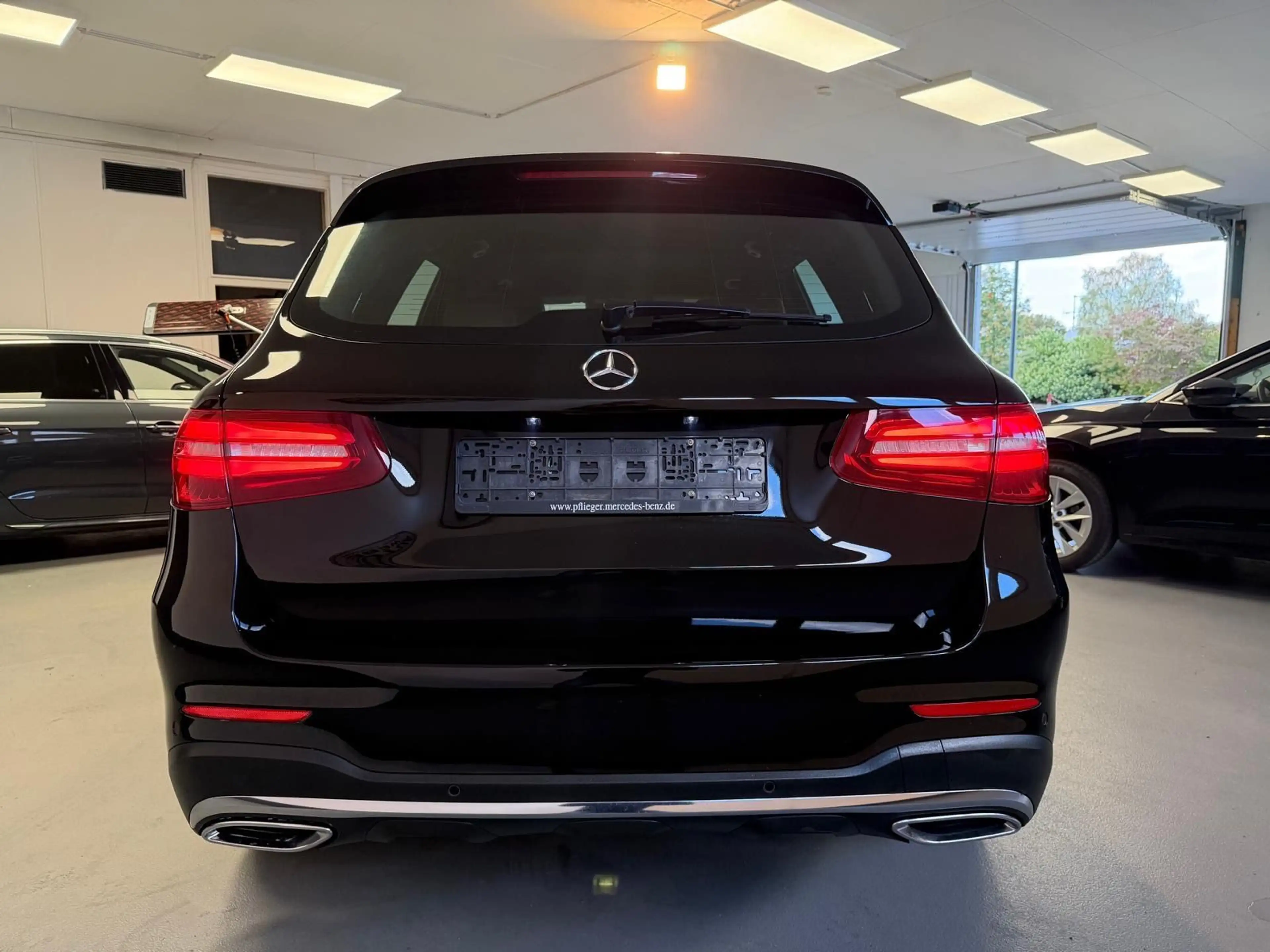 Mercedes-Benz GLC 350 D 4M*AMG-LINE*LEDER*LED*NAVI*CAM*AHK*MEM — photo 10