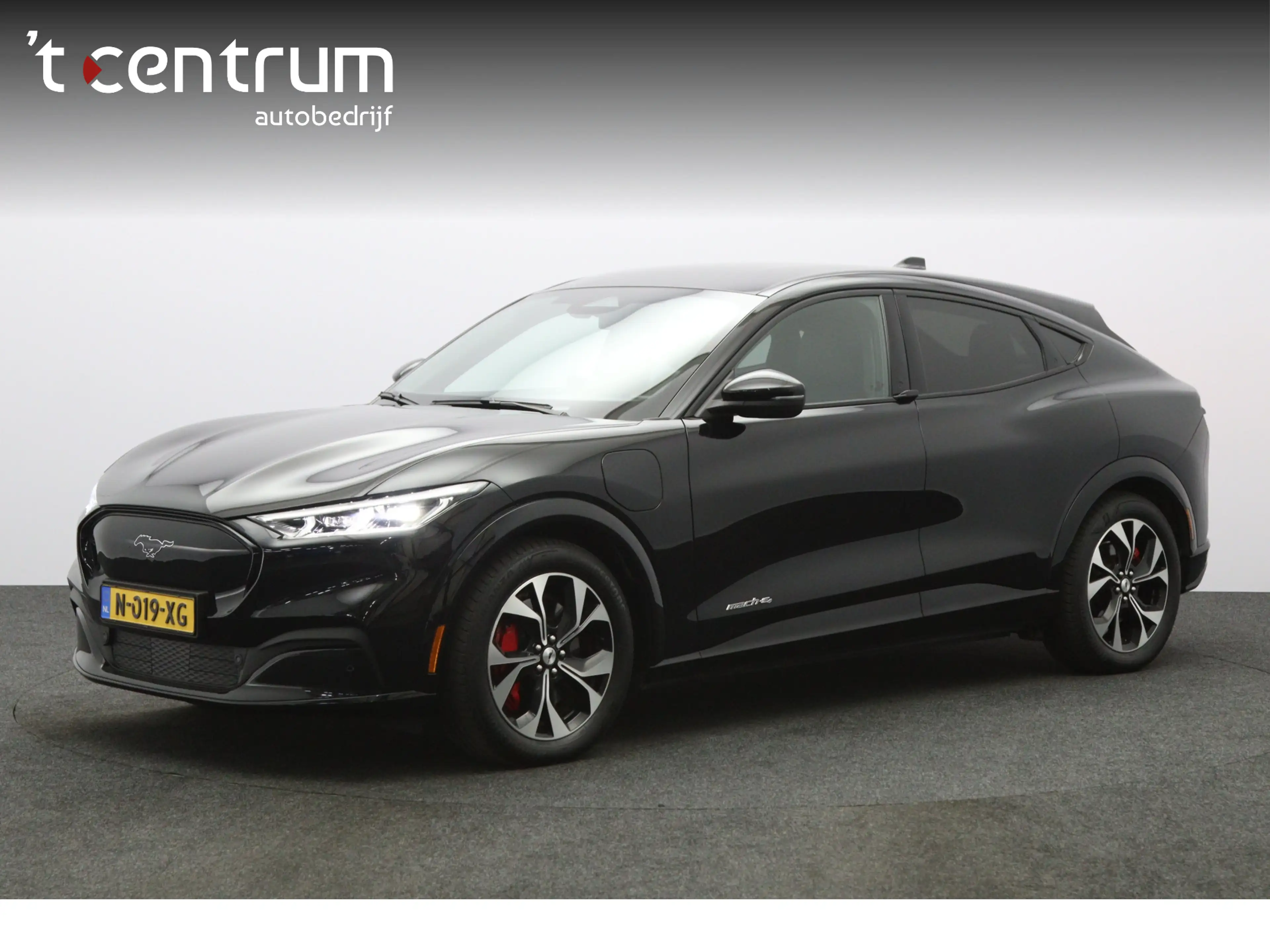 Ford Mustang Mach-E AWD 75 kWh 270 PK, SOH 95 %, Leder, Memory, Adap.
