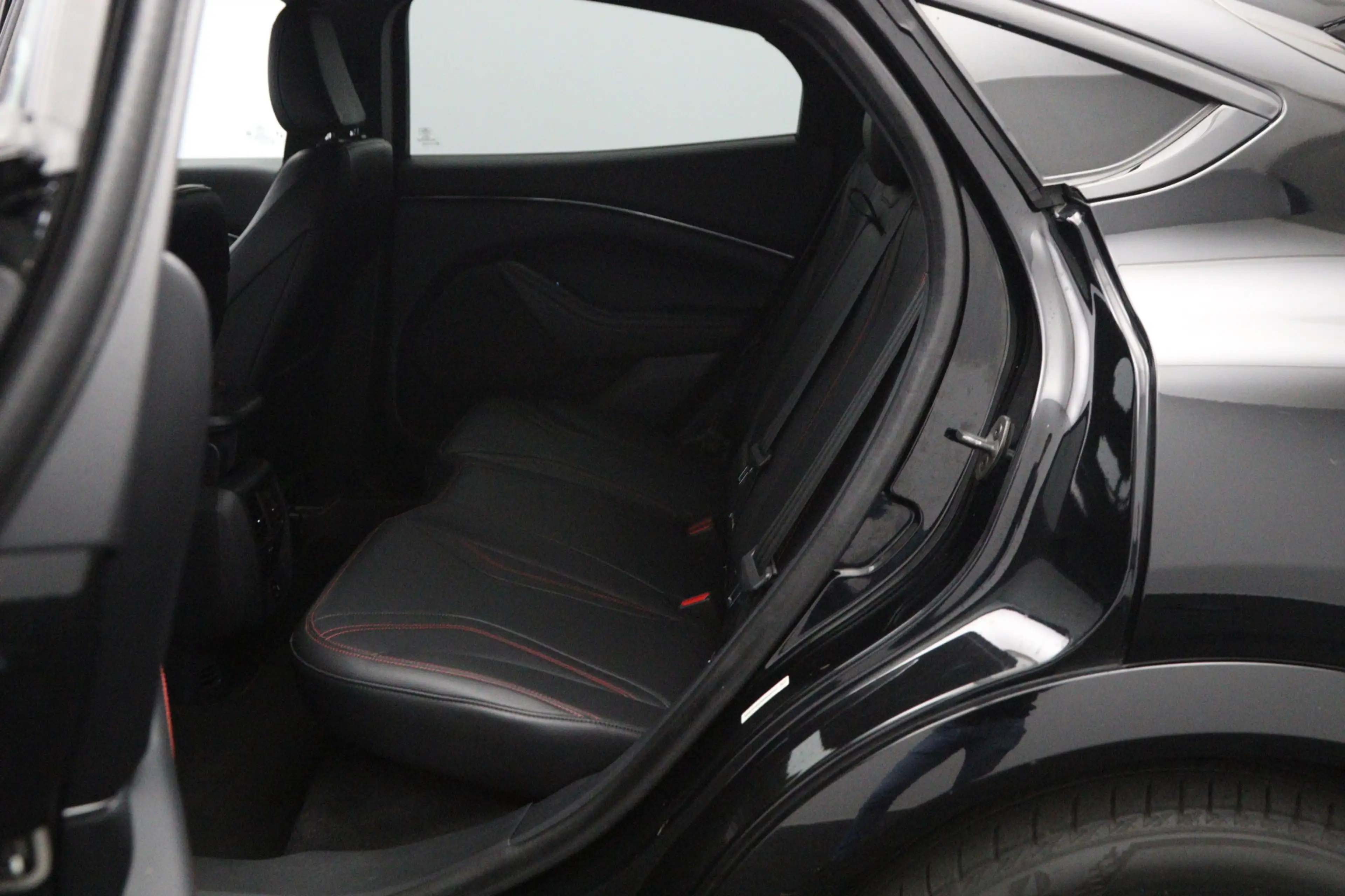 Ford Mustang Mach-E AWD 75 kWh 270 PK, SOH 95 %, Leder, Memory, Adap. — photo 26