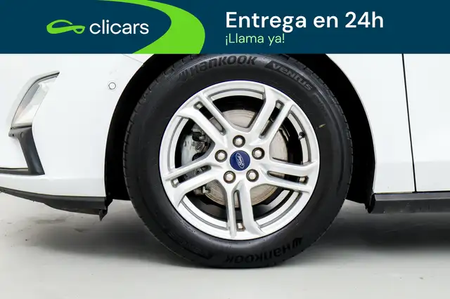 Ford Focus view 11