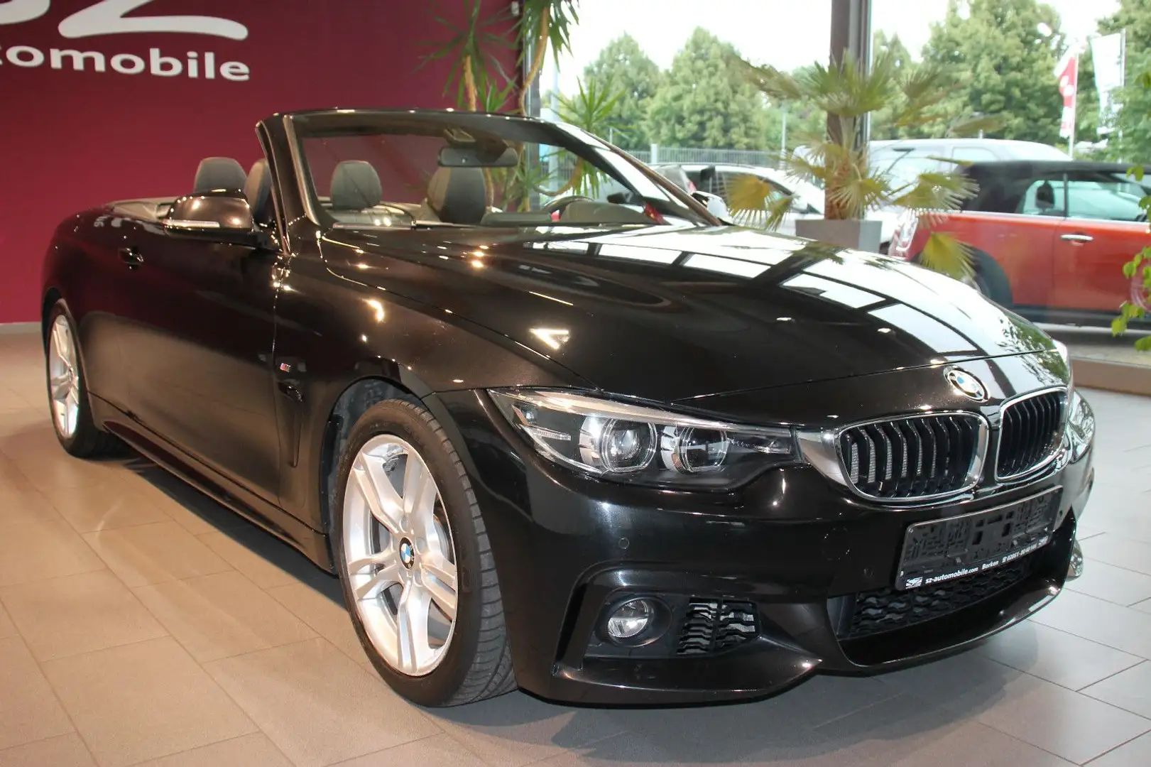 BMW 430 i M Sport Cabrio LED HUD Leder Navi SHZ Alu Schwarz - 1