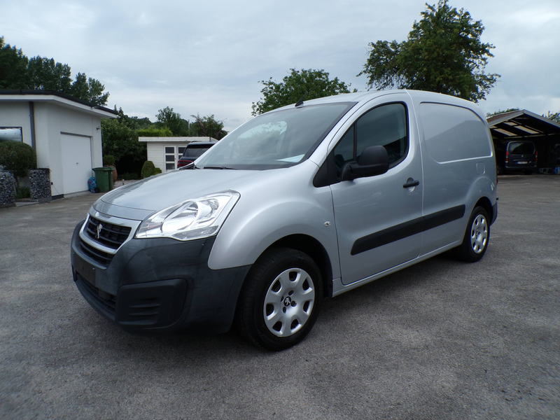 Peugeot Partner 1.6 HDi Lichte Vracht/Airco/Camera/Navi/69.000km