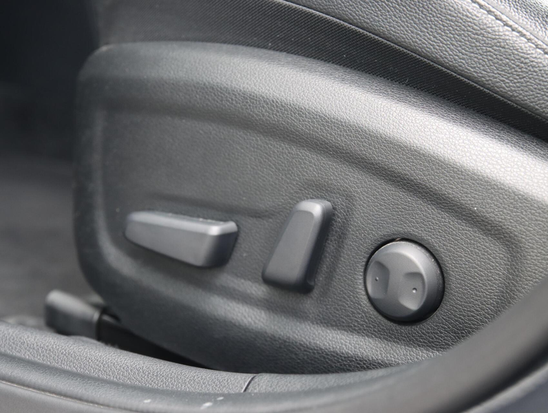 Kia Ceed SW / cee'd SW Sportswagon 1.6 GDI PHEV 140PK DynamicPlusLine | A — photo 14