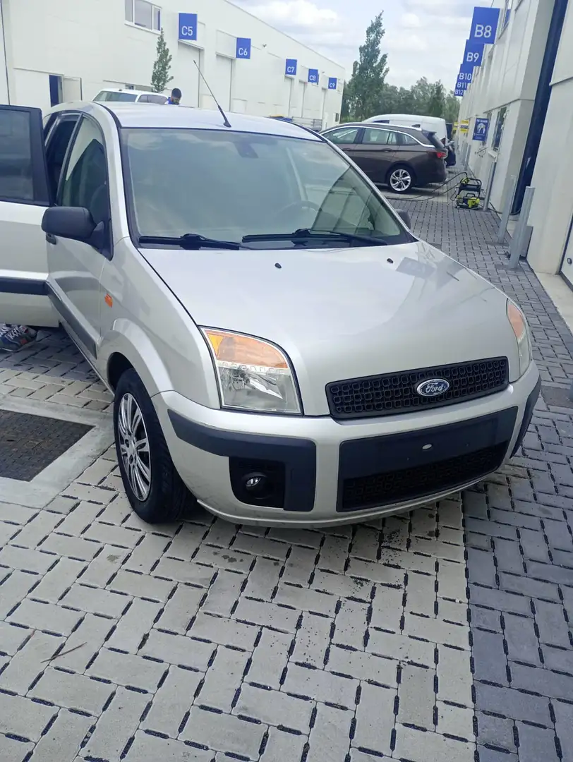 Ford Fusion 1.4 - 1