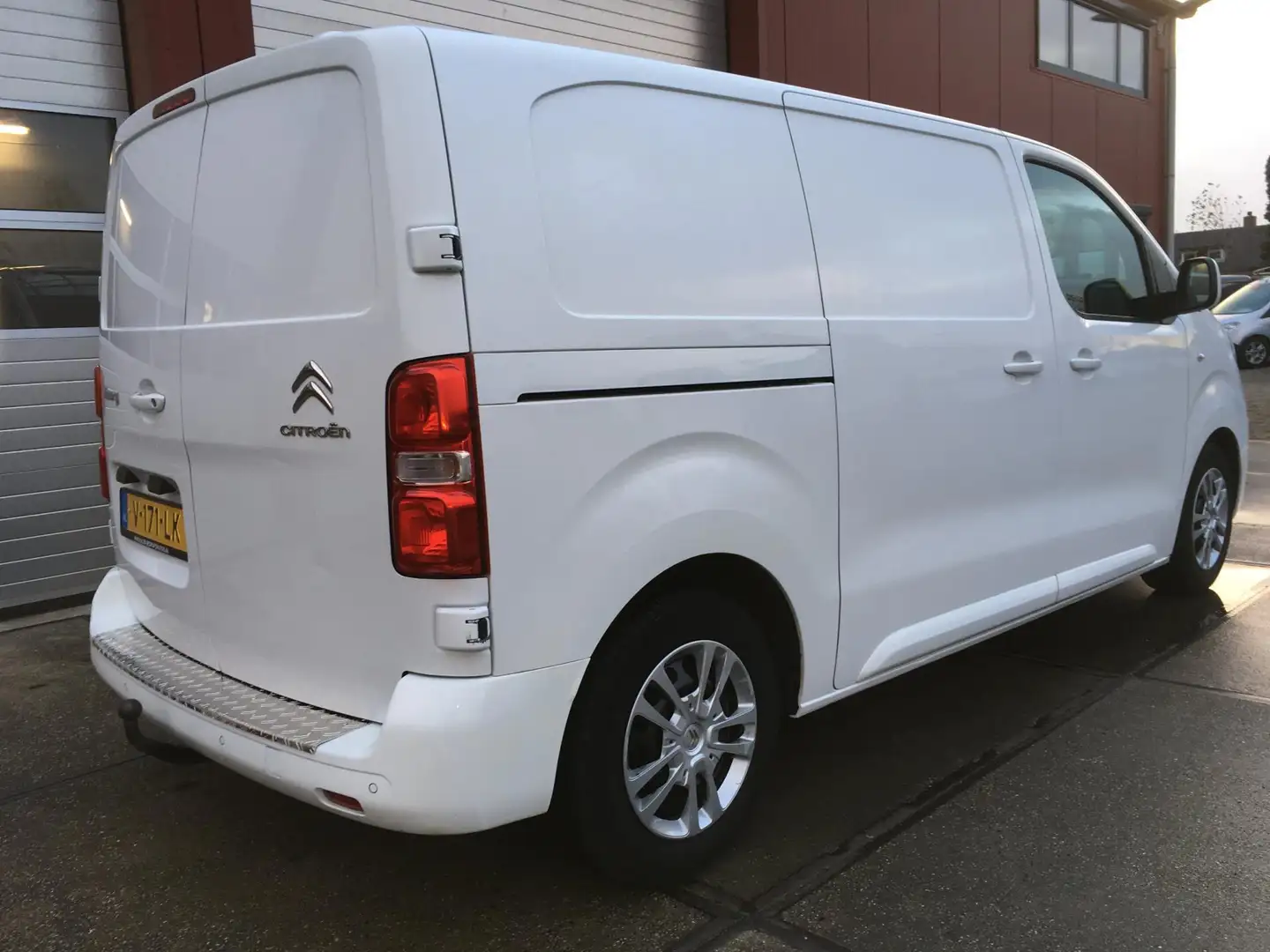 Citroen Jumpy 2.0 BlueHDI 150 Business M S&S L2 Blanco - 2