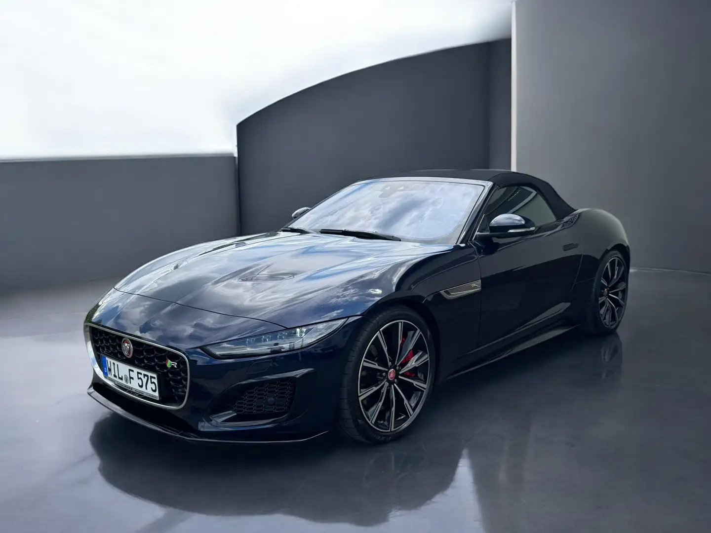 Jaguar F-Type Cabriolet R AWD Blau - 2