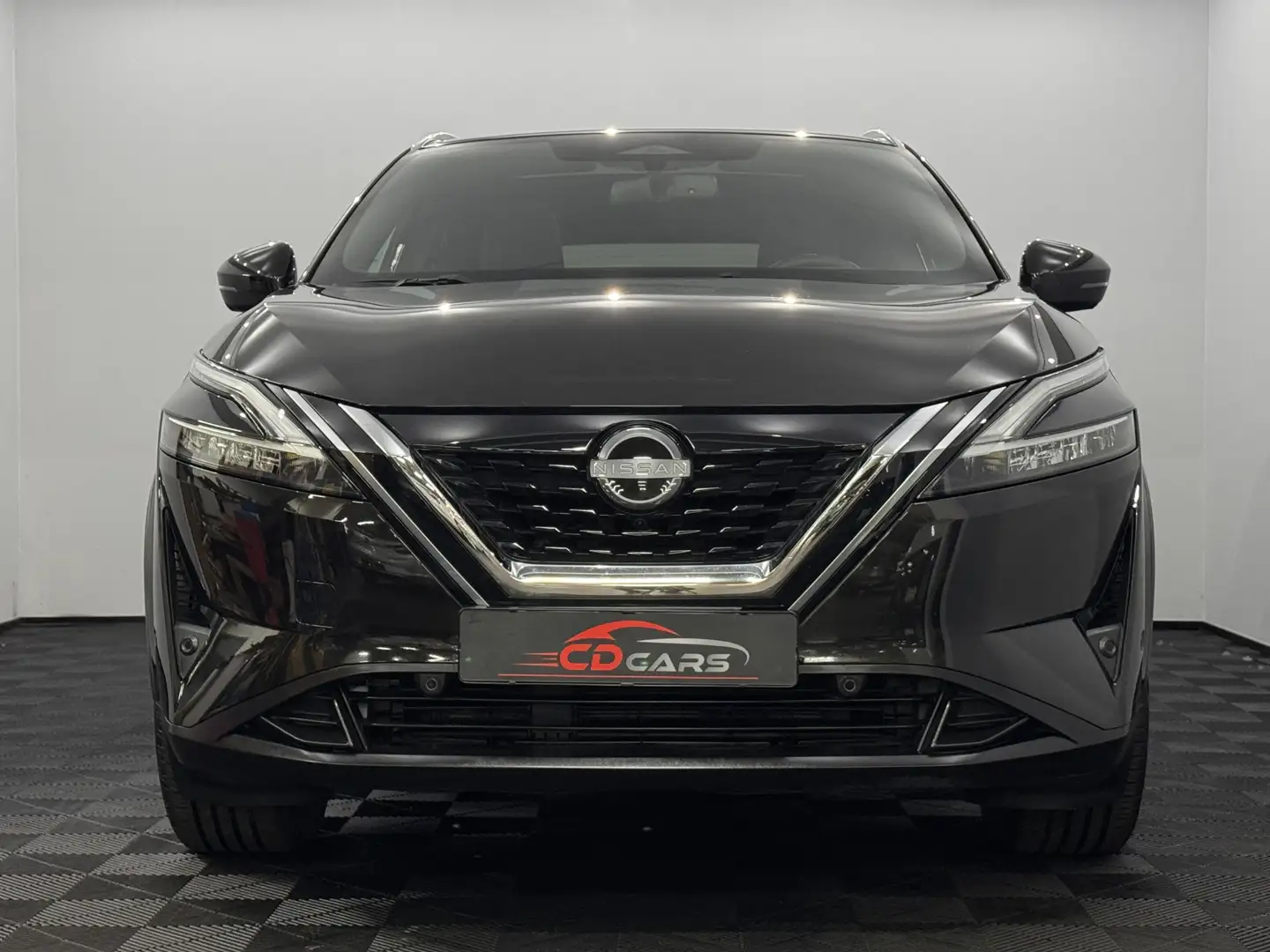 Nissan Qashqai 1.5 e-Power Tekna Pano, Half leder, 360 Camera, El Zwart - 2