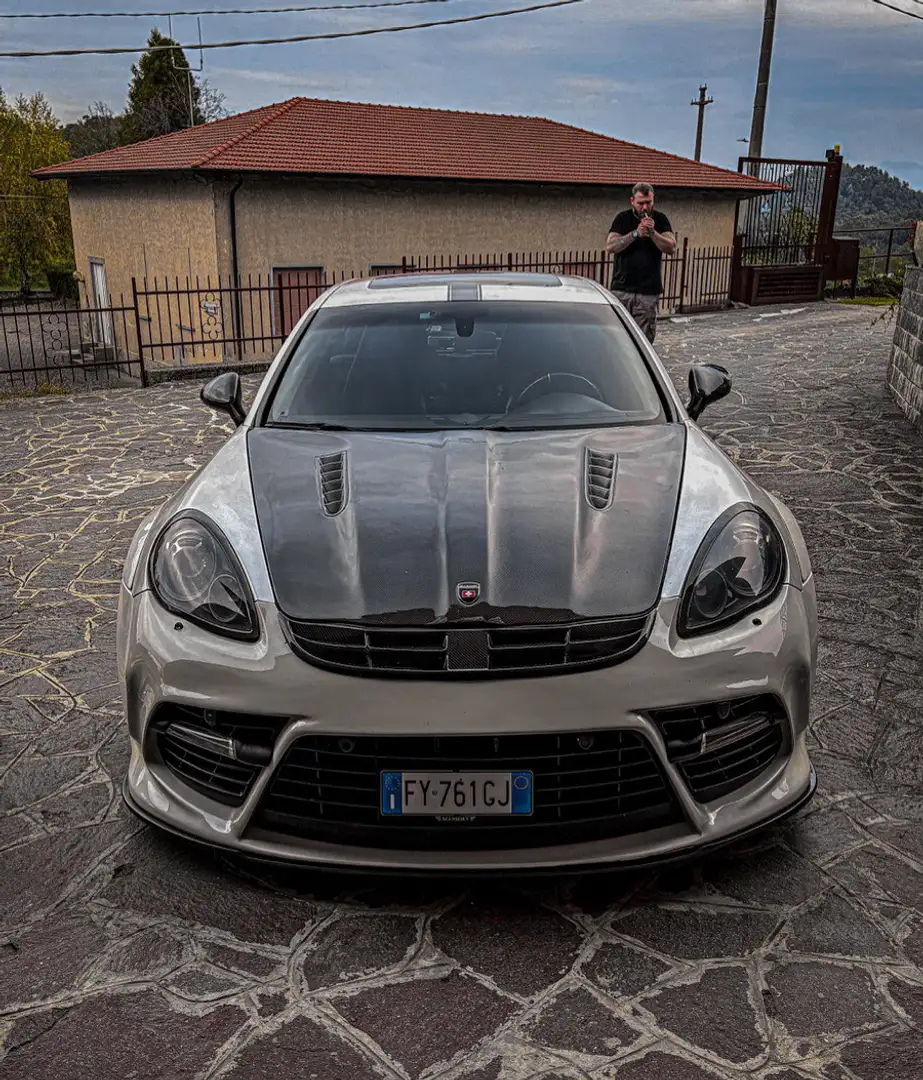 Porsche Panamera Turbo PDK - 1