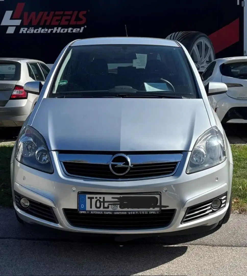 Opel Zafira Zafira 1.8 Plateado - 1
