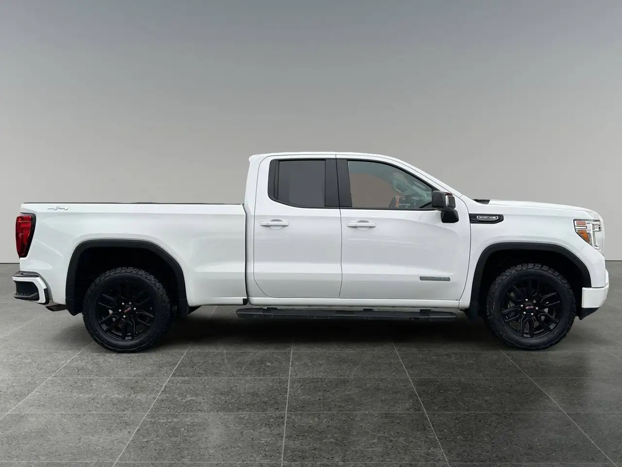 GMC Sierra 1500 photo GMC Sierra 1500