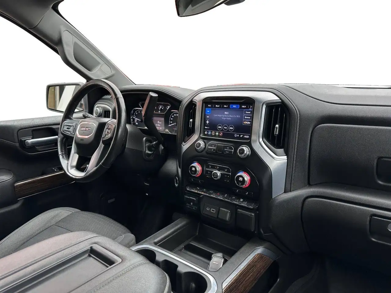 GMC Sierra 1500 photo GMC Sierra 1500