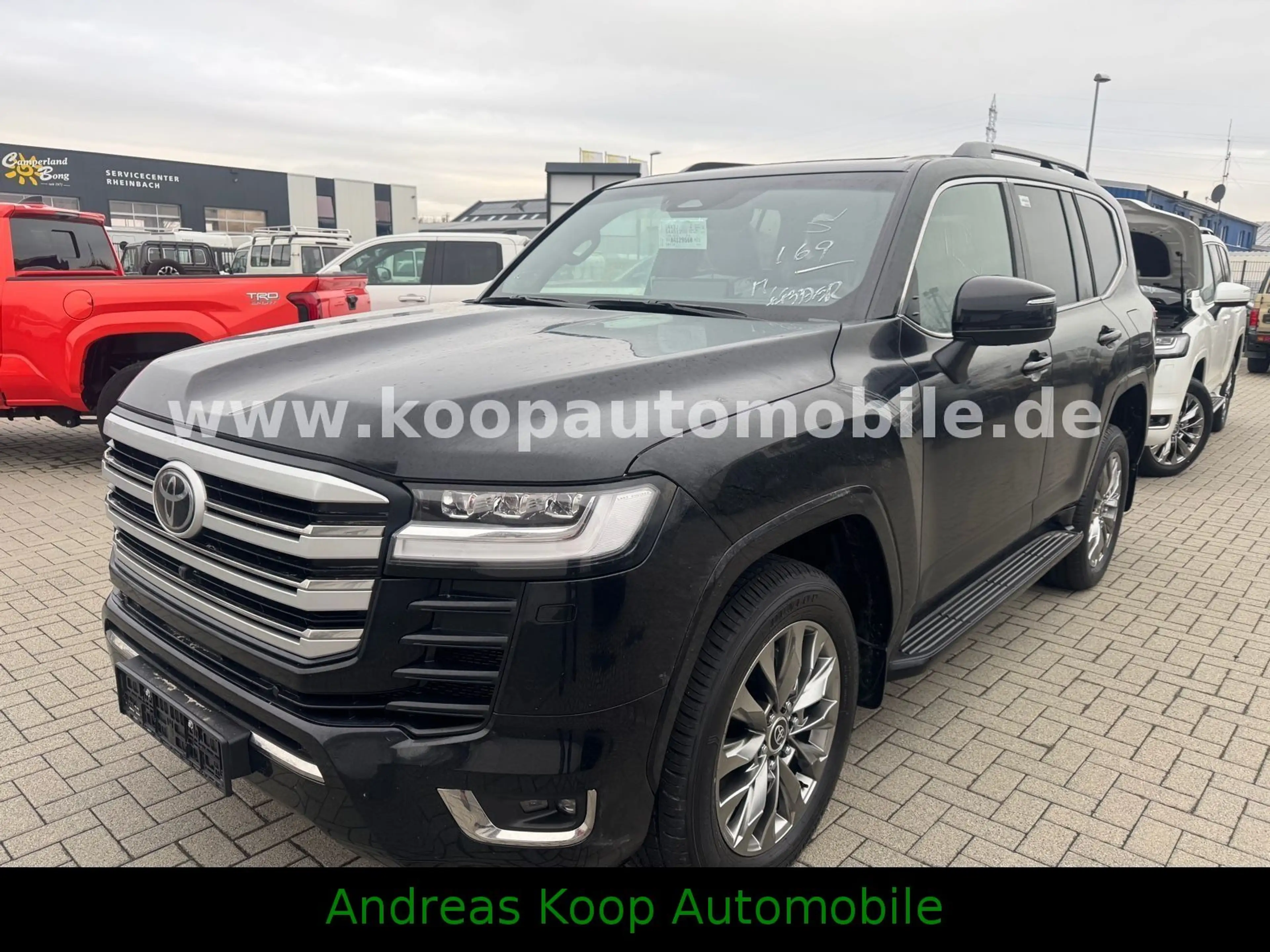 Toyota Land Cruiser 300 Premium ZX Mod 2026 3,5i V6 5-Sitze Sofort
