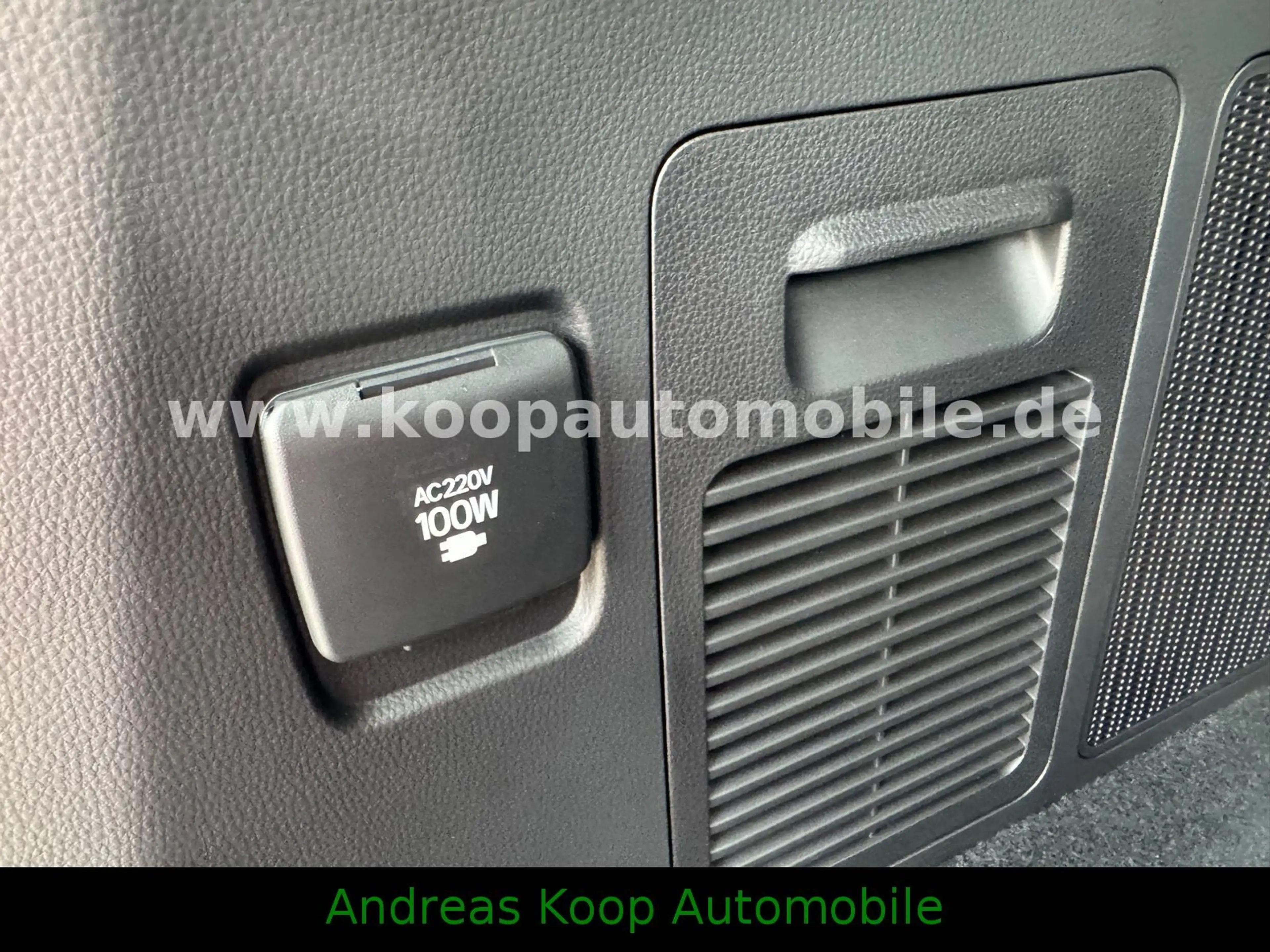 Toyota Land Cruiser 300 Premium ZX Mod 2026 3,5i V6 5-Sitze Sofort — photo 11