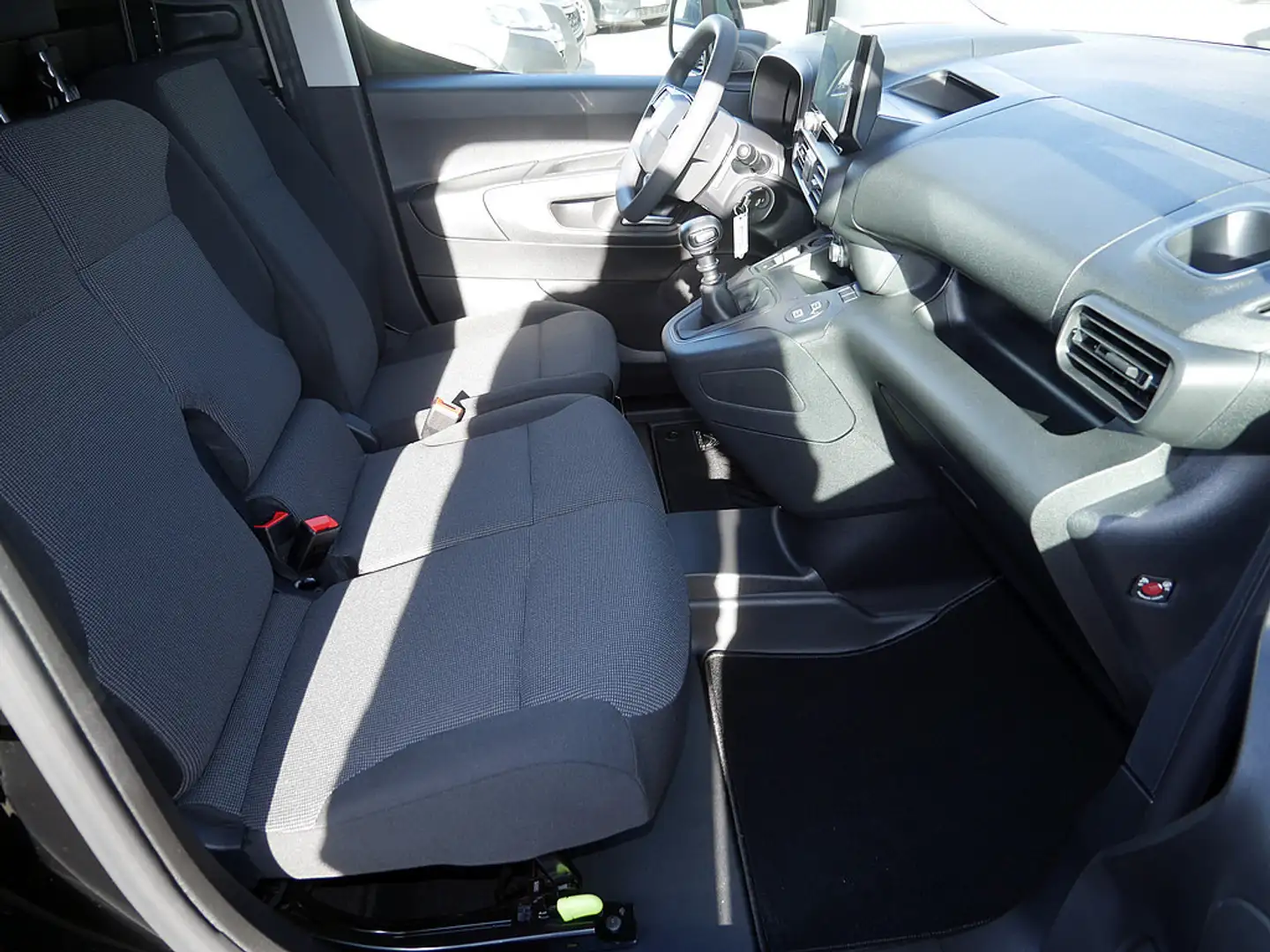 Citroen Berlingo L1 BlueHDi 100 PDC KAMERA NAVI LED Zwart - 2