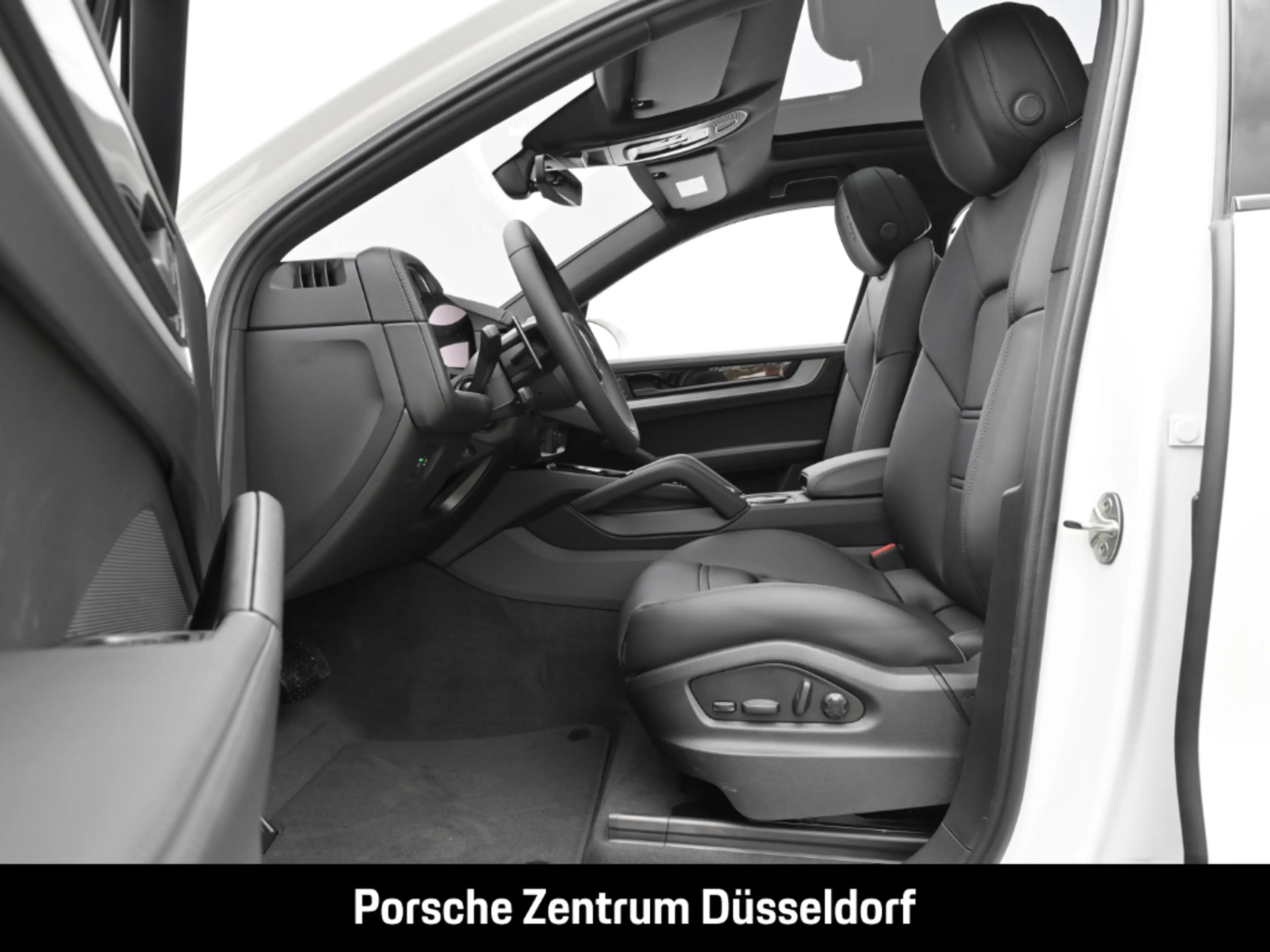 Porsche Cayenne Coupe BOSE Luftfederung InnoDrive LED — photo 13