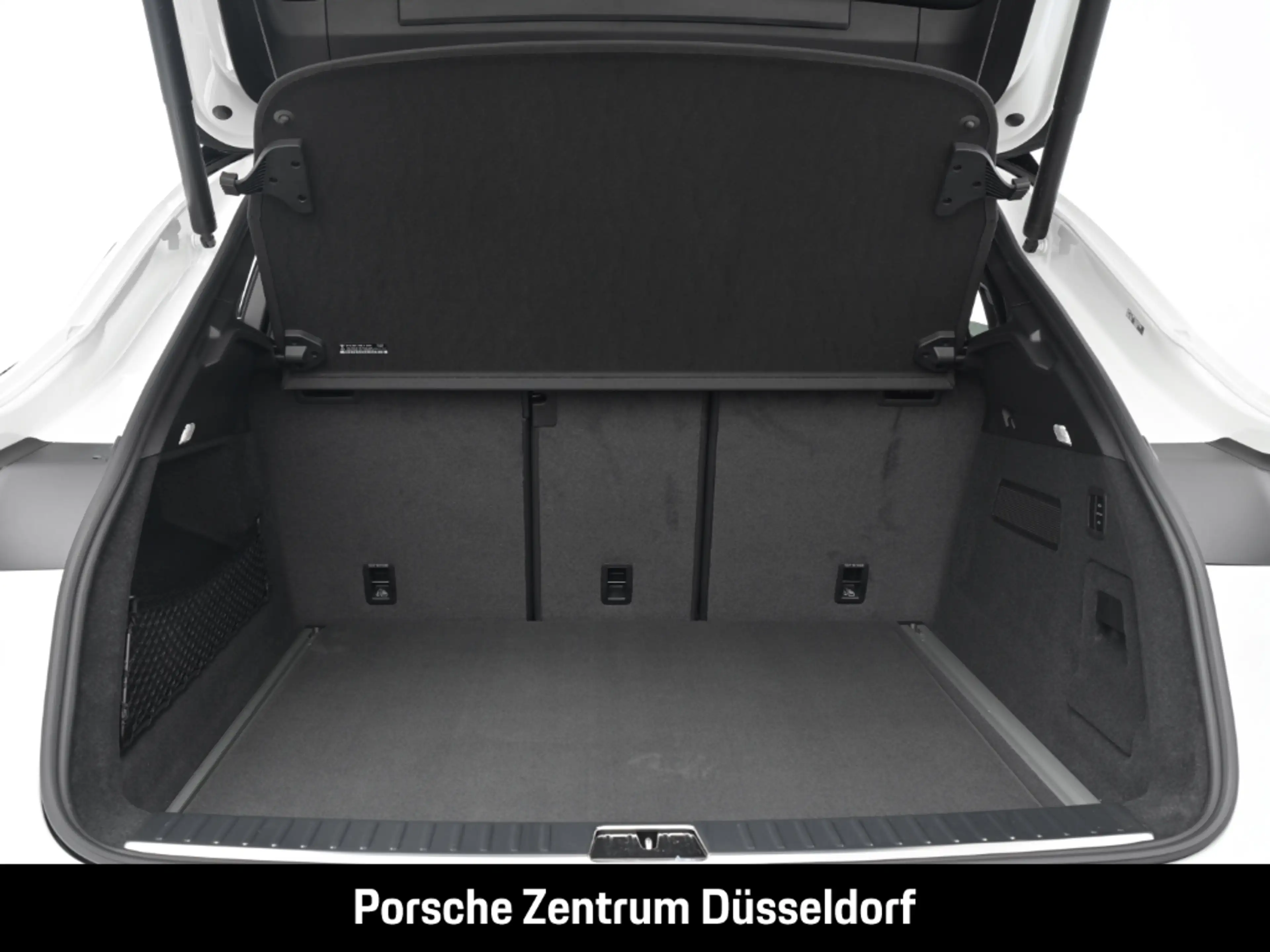 Porsche Cayenne Coupe BOSE Luftfederung InnoDrive LED — photo 7