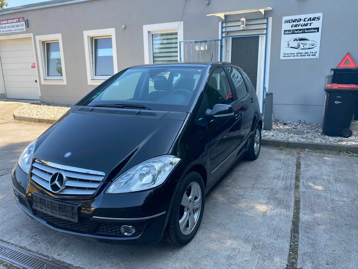 Mercedes-Benz A 180 A 180*Klima Negru - 1