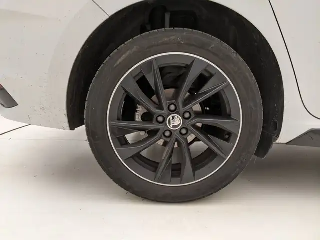 Skoda Scala view 8