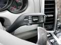 Porsche Cayenne 3.0 D DEALER ONDERHOUDEN! PANO/SCHUIFDAK! LUCHTVER Schwarz - thumbnail 19