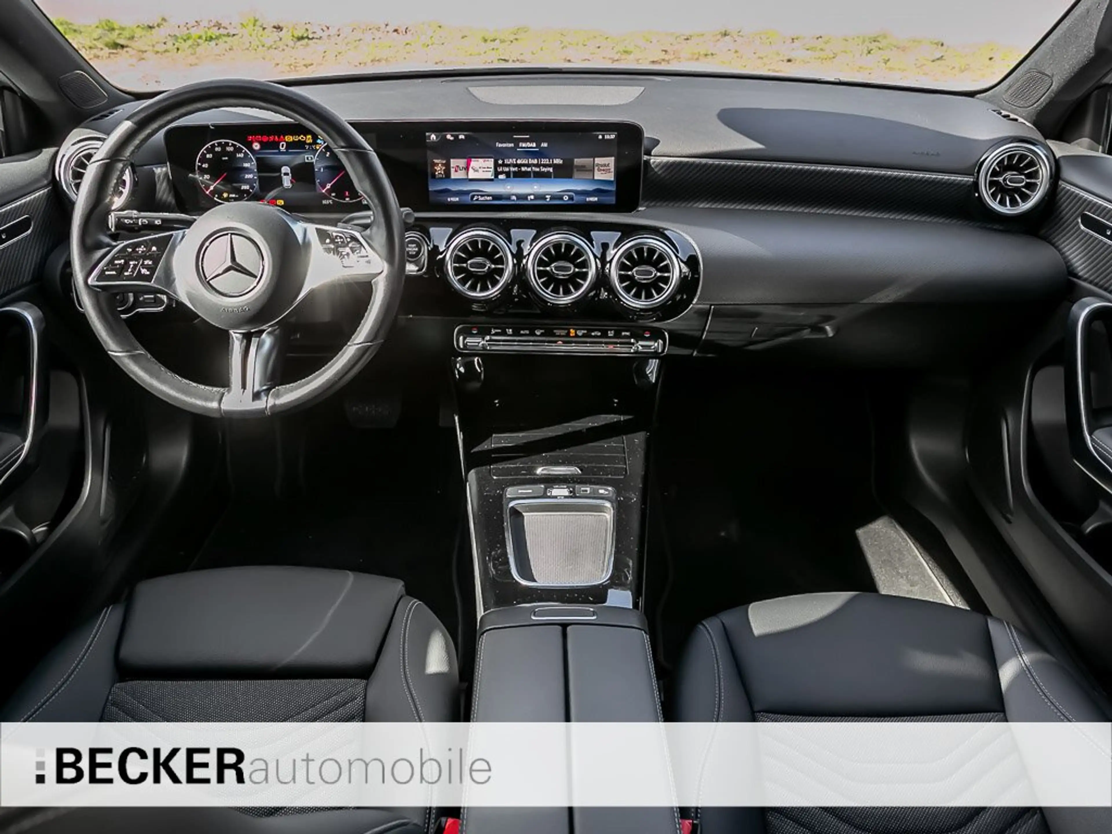 Mercedes-Benz A 200 A 200 d PROGRESSIVE AMBIENTE MULTIBEAM DIST AHK — photo 8